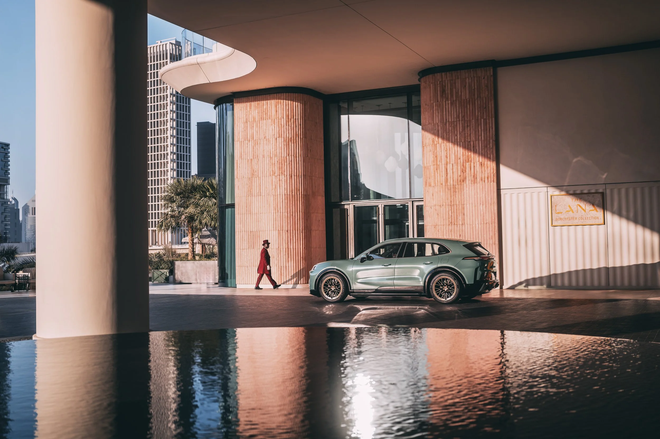 PORSCHE_CAYENNE_DUBAI_STEPHAN_BAUER -6.jpg