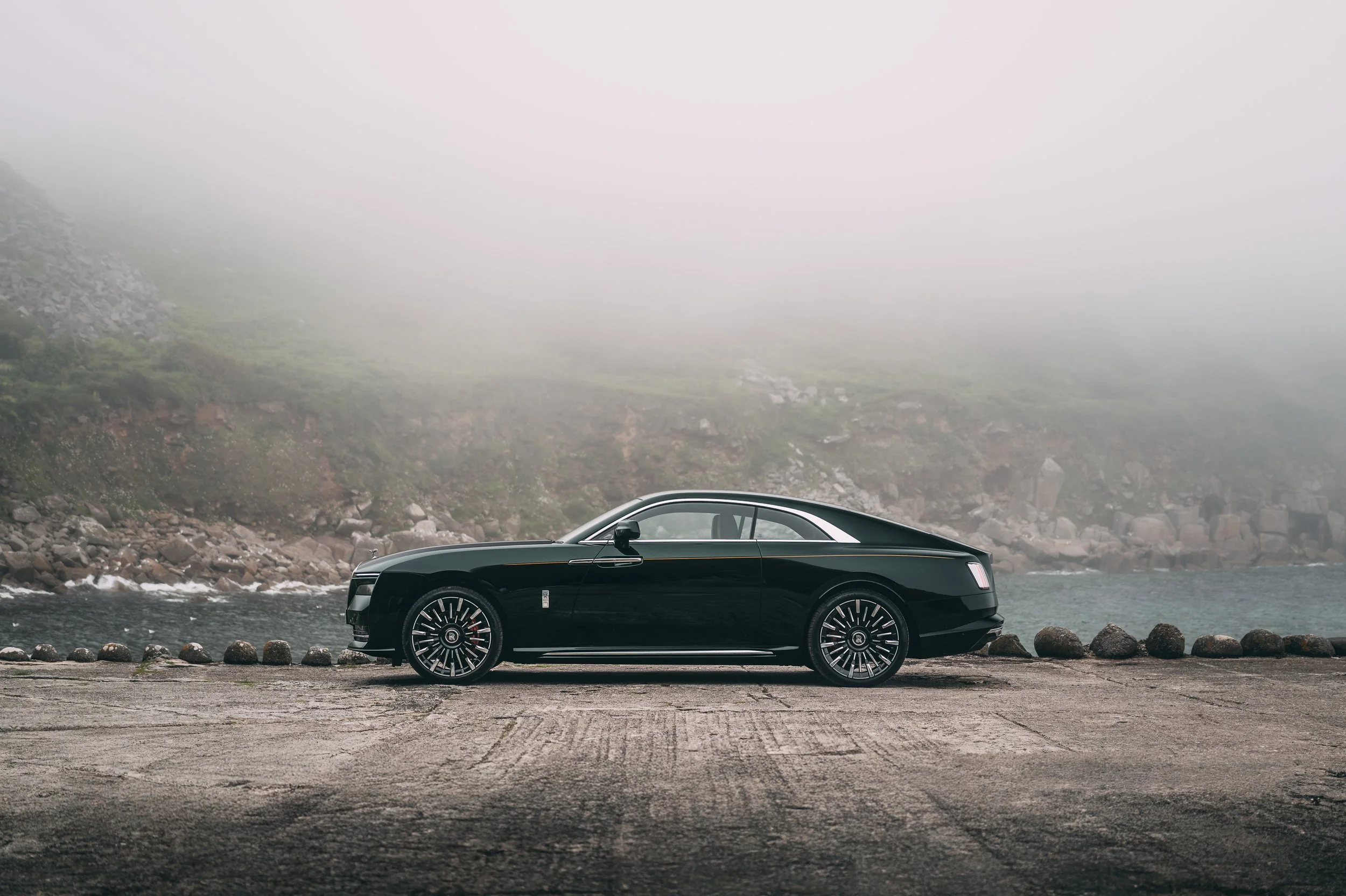 Stephan Bauer Rolls Royce Spectre UK-11.jpg