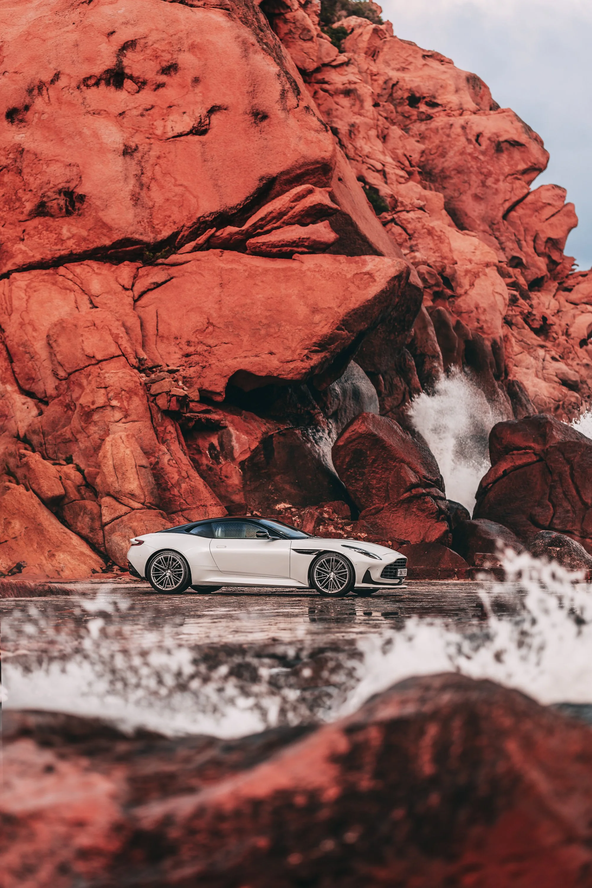WEBSITE_STEPHAN_BAUER_PORTFOLIO_ASTON_MARTIN_CORSICA--147.jpg