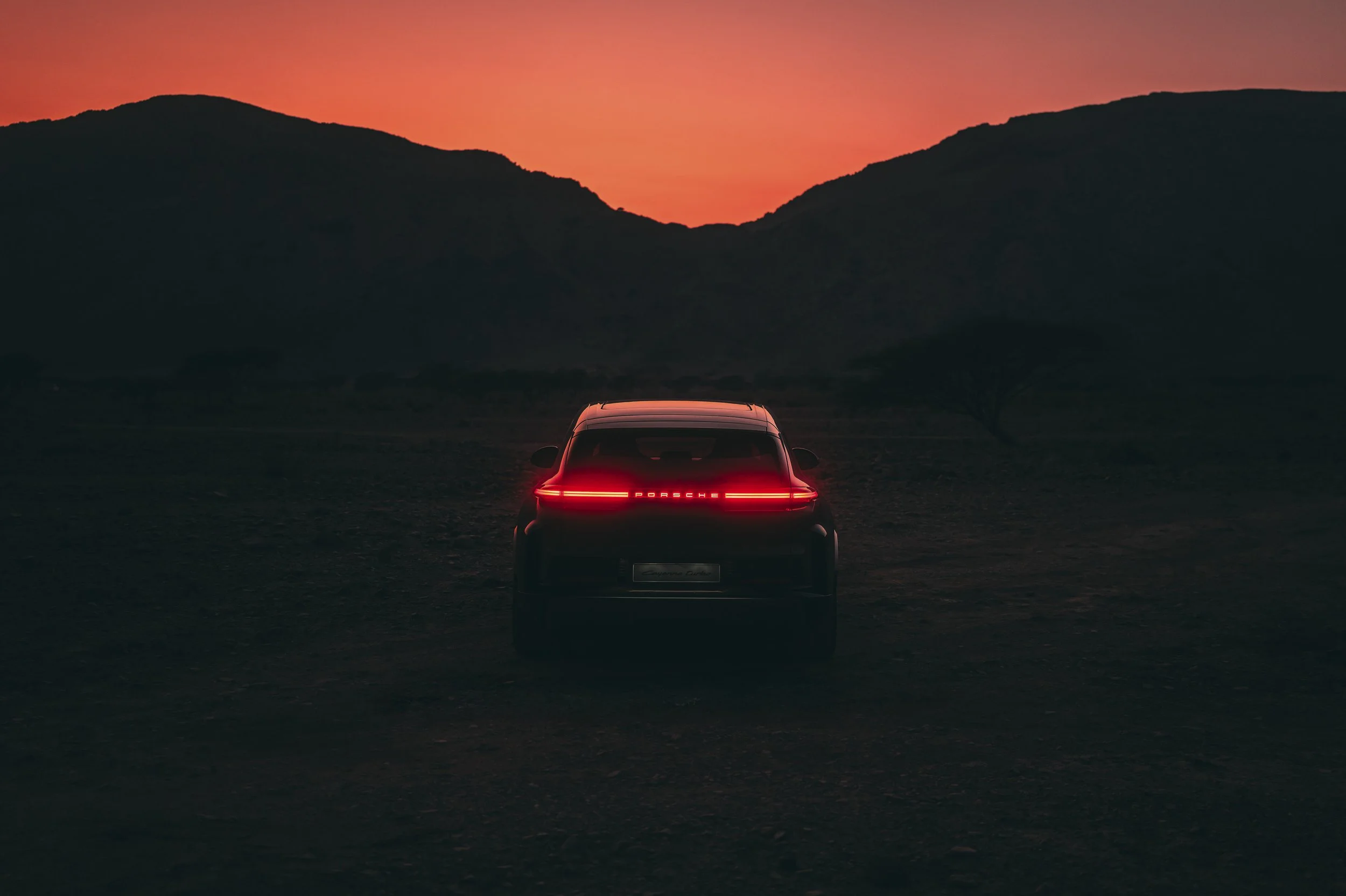 PORSCHE_CAYENNE_DUBAI_STEPHAN_BAUER -40.jpg