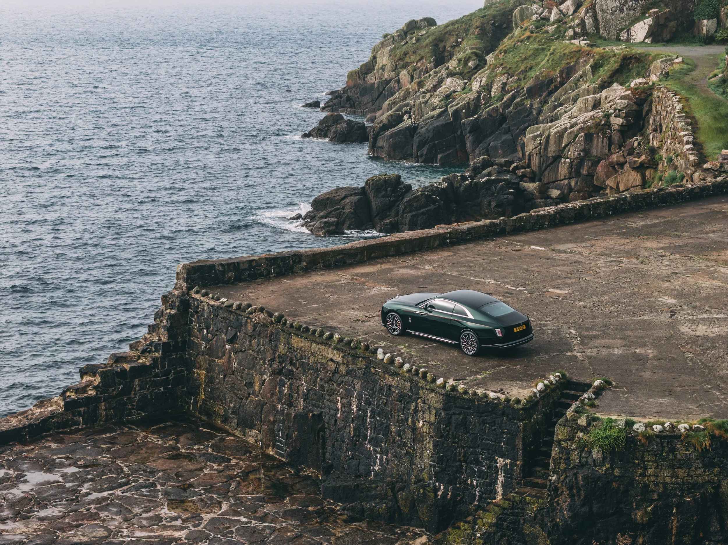 Stephan Bauer Rolls Royce Spectre UK-15.jpg