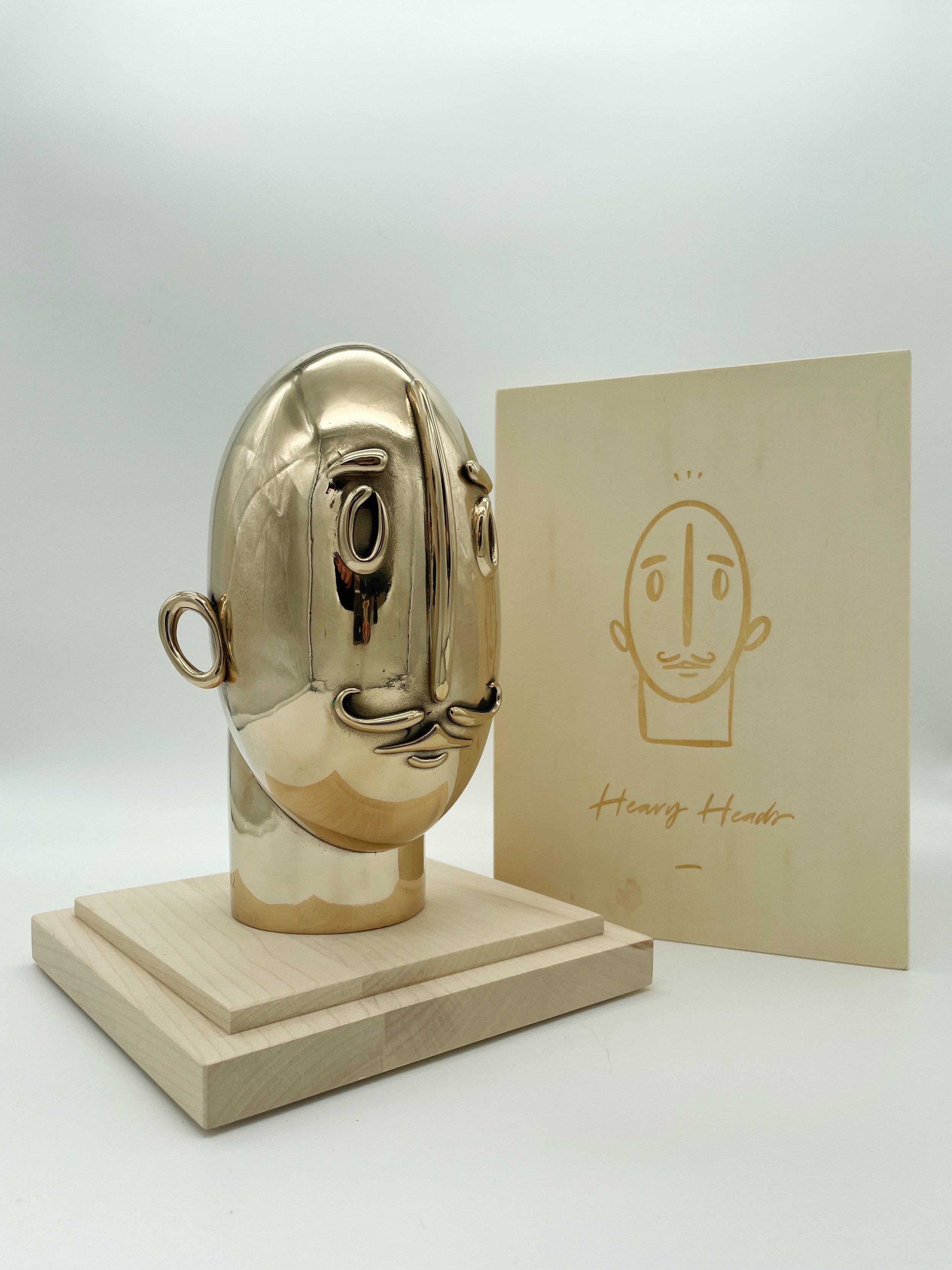 Bronzeskulptur Heavy Heads von Steffen Mumm, 2024.jpg