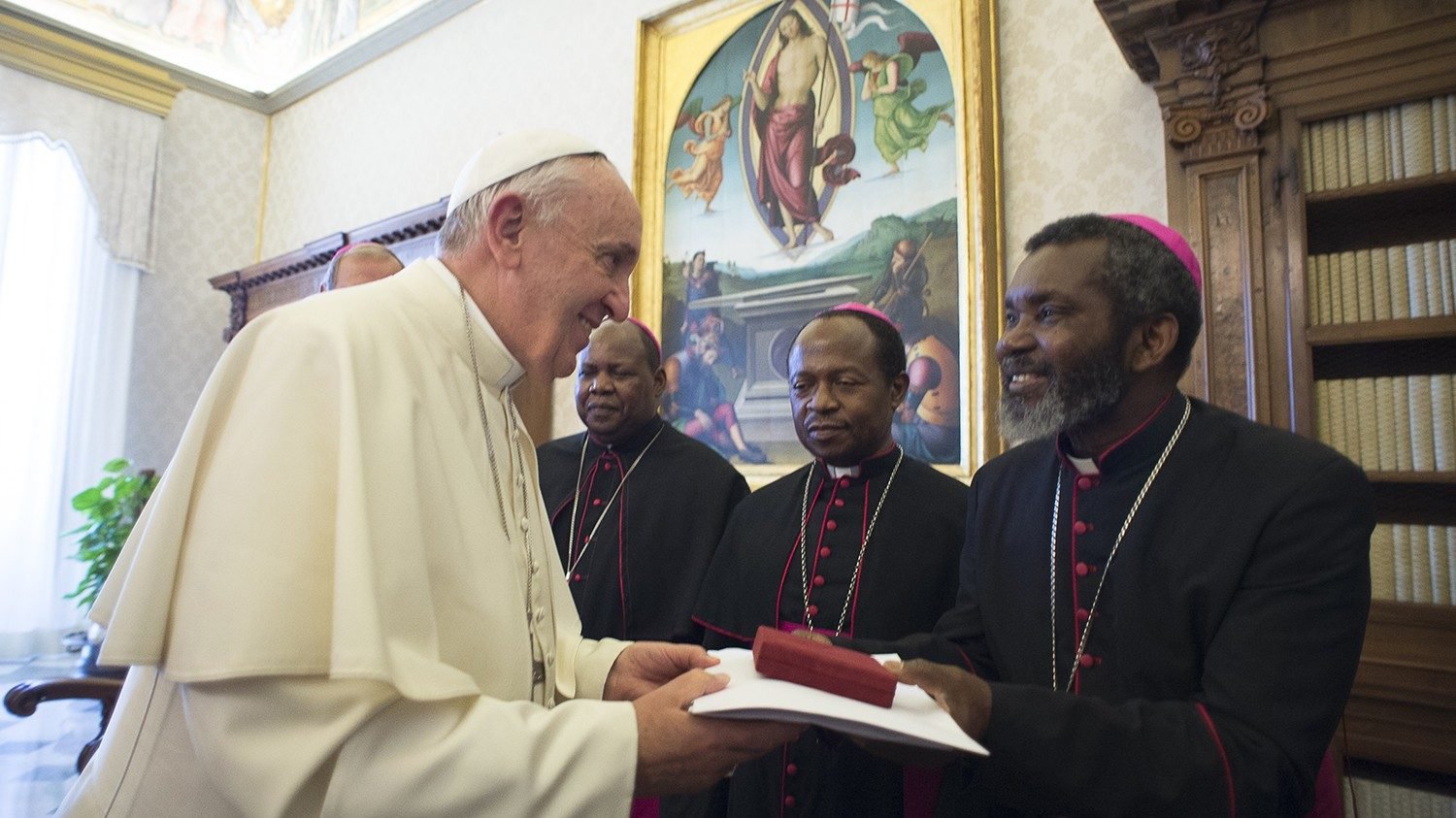 CEM Lamenta o Falecimento do Papa Francisco