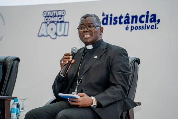 “Moçambique vive uma crise de confiança pública”, Dom Ernesto Maguengue, Bispo de Inhambane