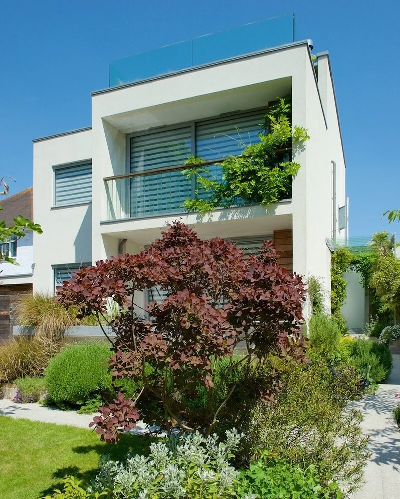 Happy New Year from the team at TRA Studio 🎊🎉

We hope youve all had a great Christmas and hopefully some good time off work!

#2025 #newyear #happynewyear #christmas #architecture #architect #design #poole #dorset #property 

*Images taken of our 