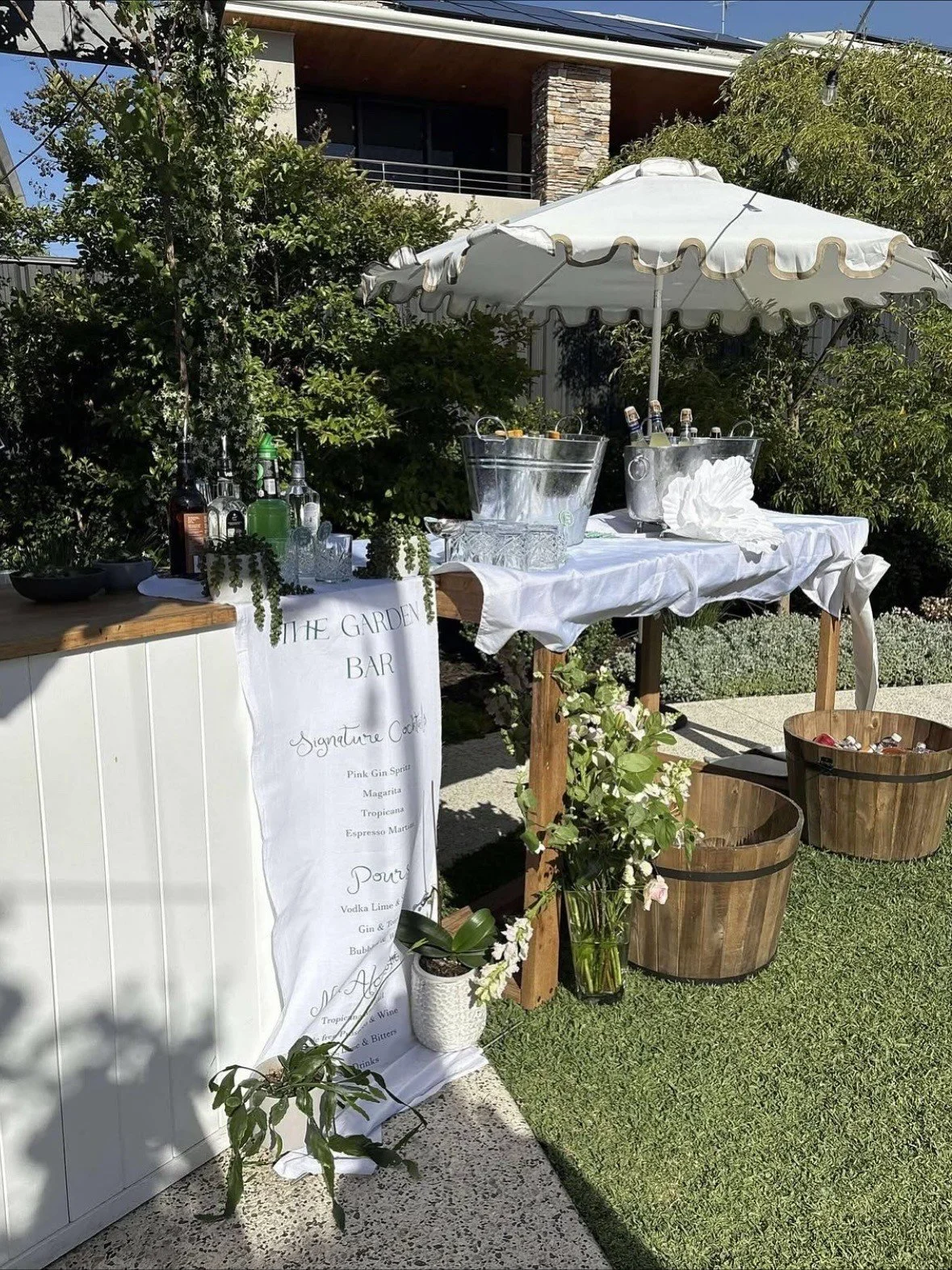 White Scalloped Set Up.jpeg