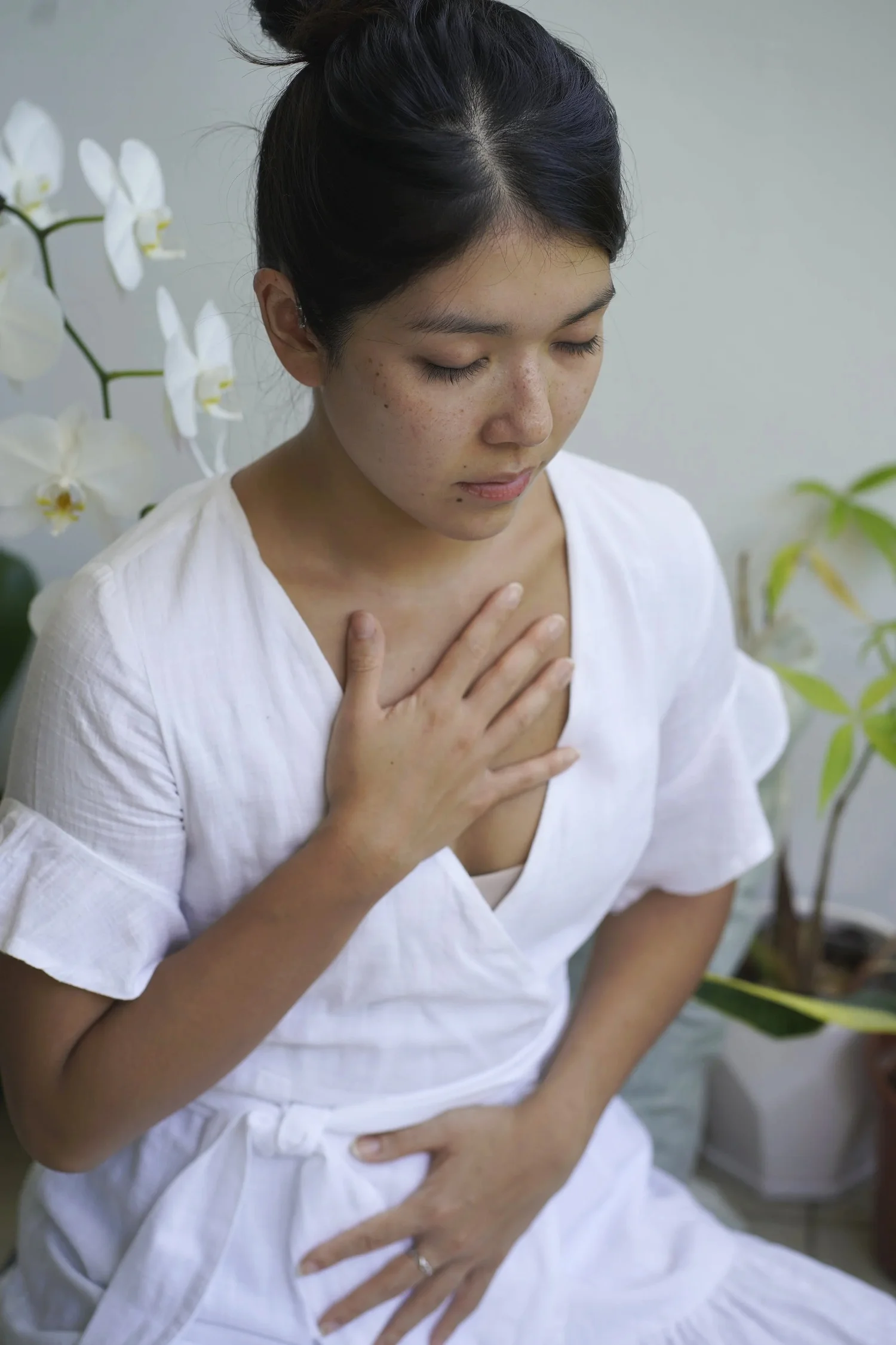 Private breathwork and mindfulness session at Soma Haus Singapore