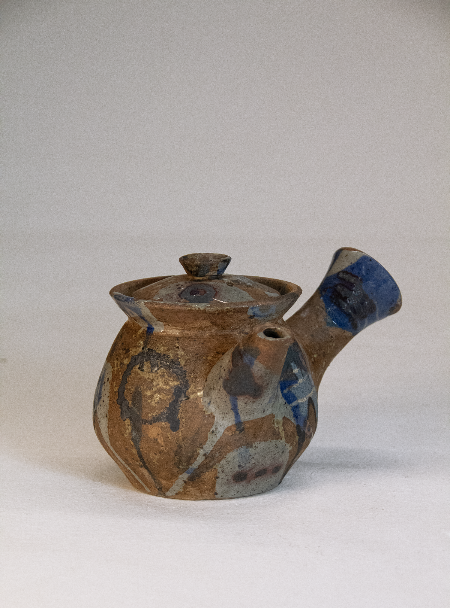 Samba De Uma Nota So, 2026 / Stoneware, Slip, Copper Oxide, Karatsu Clear Glaze, Woodash, Reduction Fired / 5 inch X 5 ½ inch
