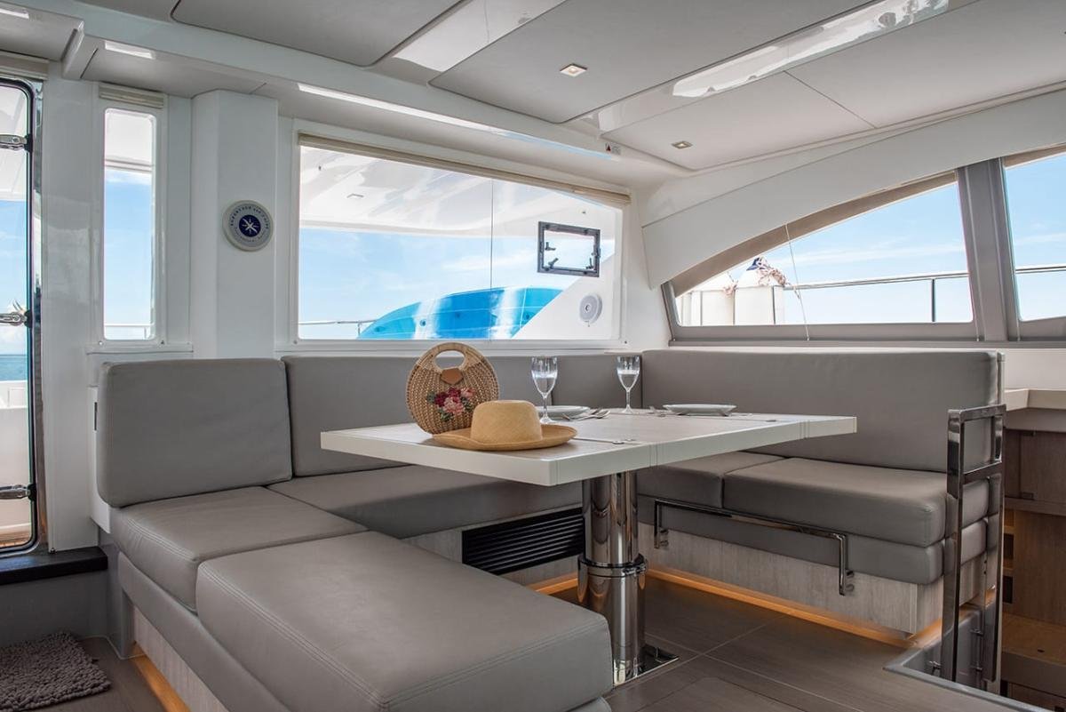 Leopard-51-Catamaran-5.jpeg