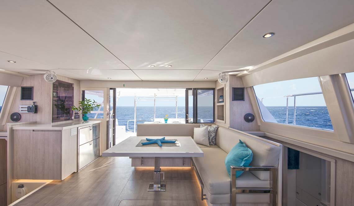 shashani-top-deck-dining-tigermarine-charter-phuket.jpeg