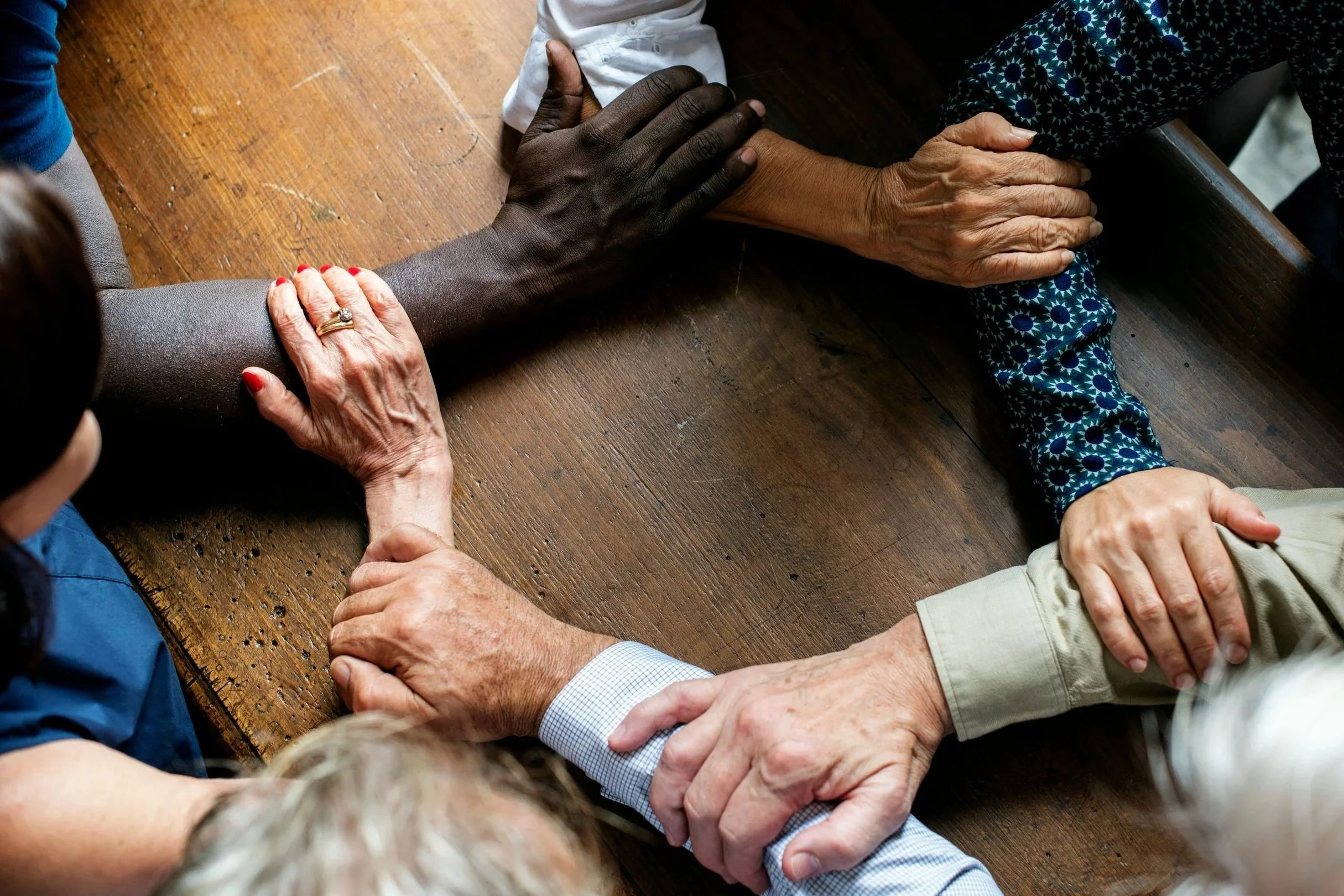 The Power of Helping Others (And How It Helps You, Too)