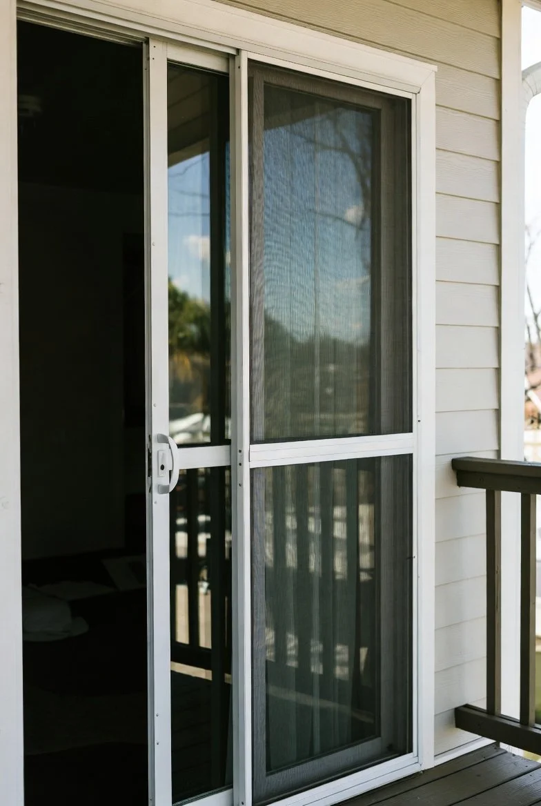 Screen Door Screen Replacement in West Seneca: Repair or Replace?