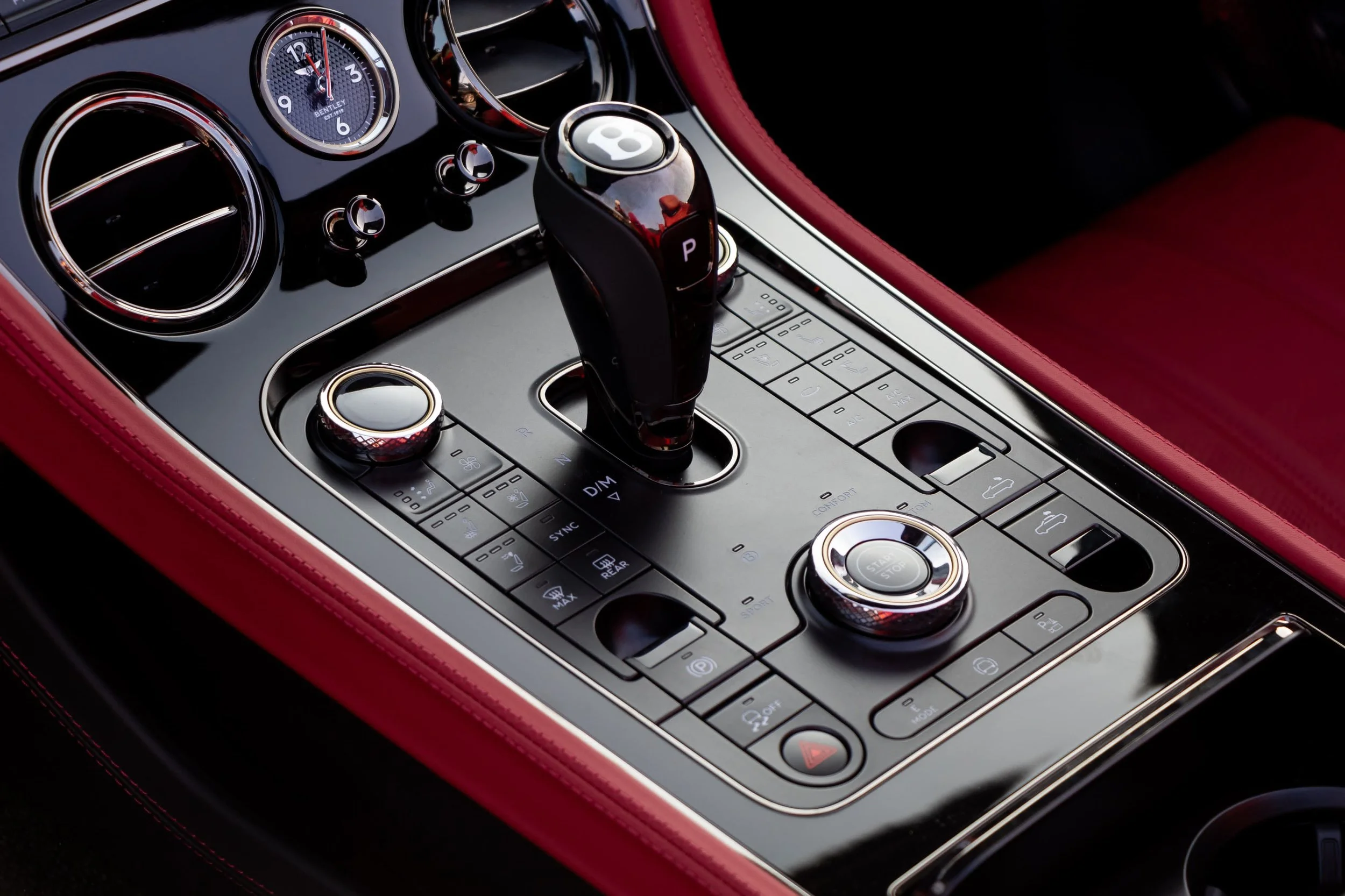 PHOTO-2025-05-05-19-01-53 2.jpg