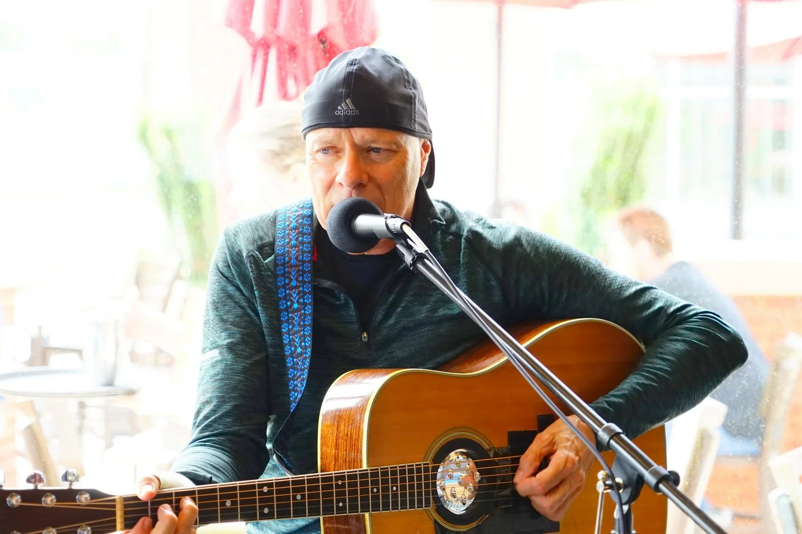 Live Music Fridays: Johnnie James 