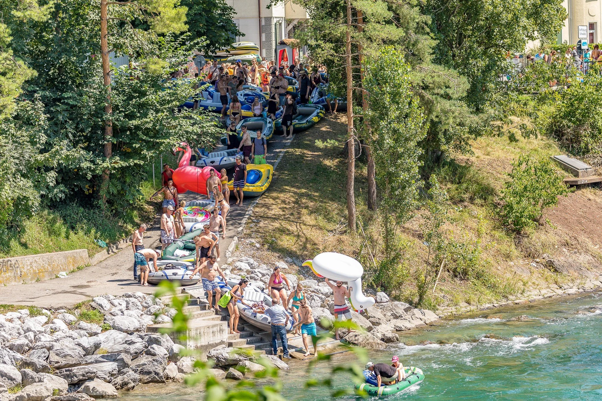 Thun oder Uttigen? Warum der Start in Uttigen für das Aareböötle-Erlebnis cleverer ist