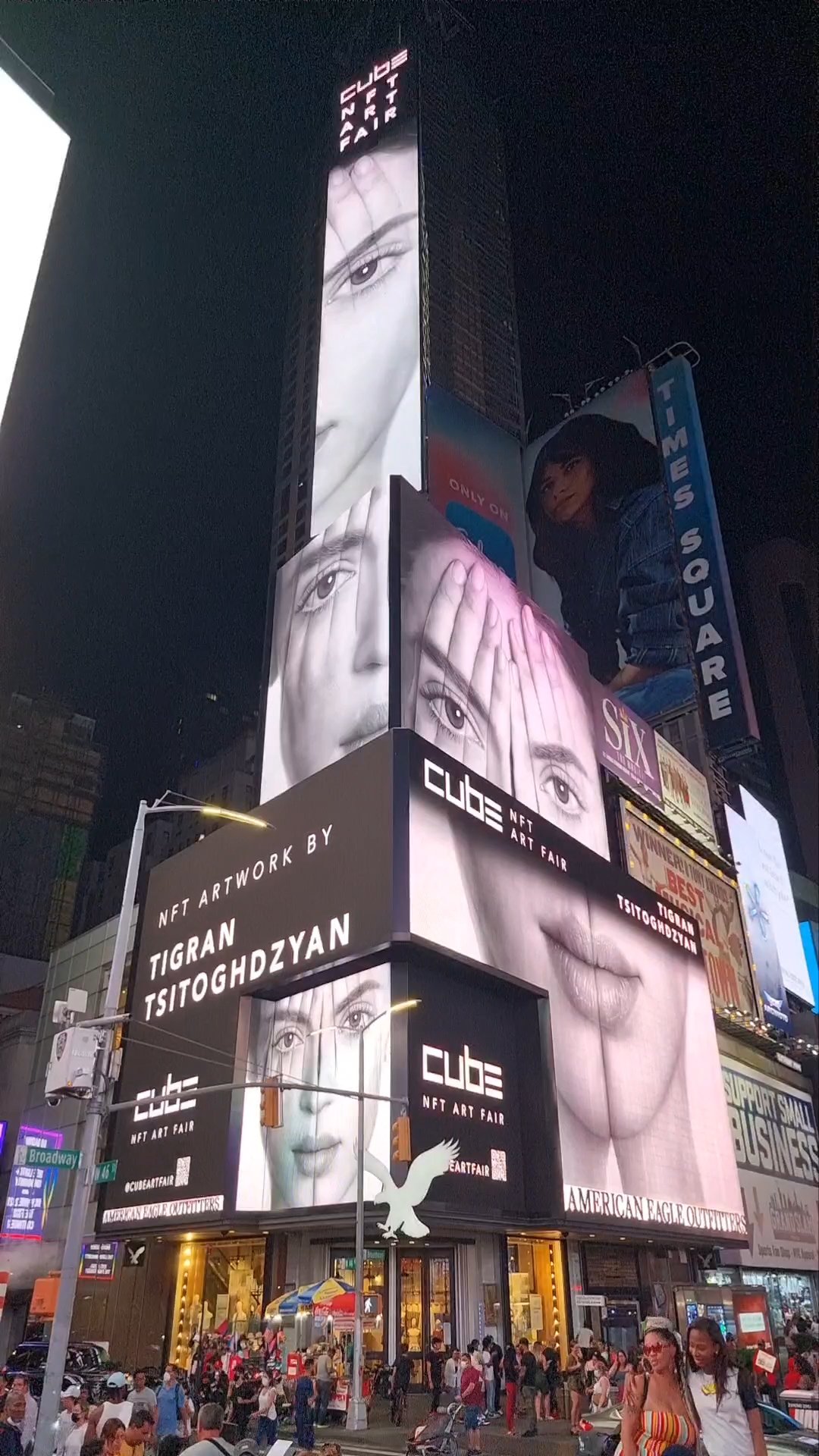 New York Time square billboard by Shine Vickery Tigran Tsitoghzyan.jpg