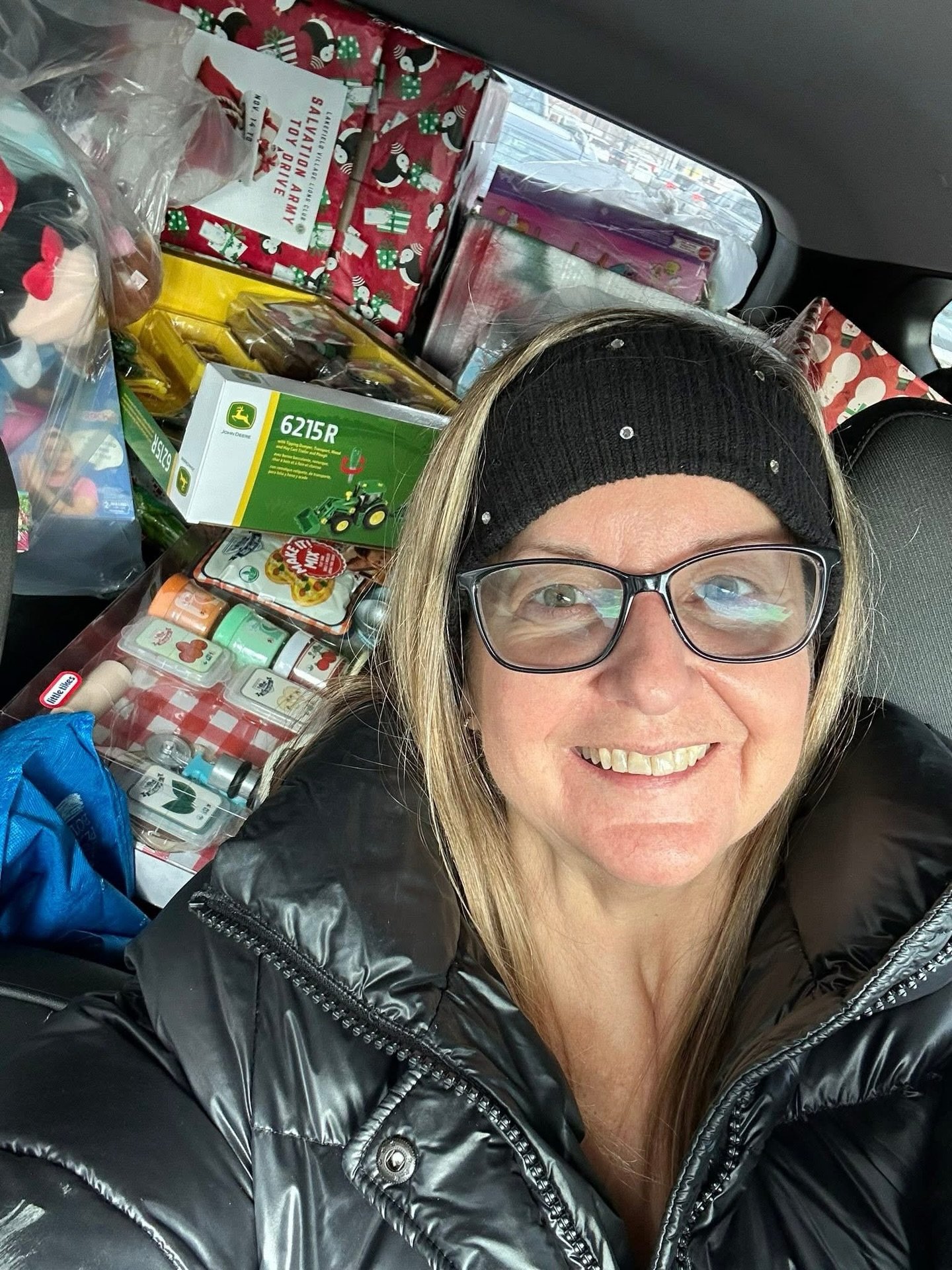 Let&rsquo;s start the week with a good news story.

The Lakefield Village Lions Club collected 7 car loads of donations for the Salvation Army Toy Drive this year! 

Thanks to all who donated, the businesses who acted as drop off locations, and the V