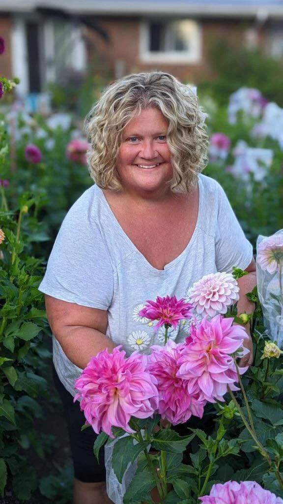 Lakefield Horticultural Society: Growing &amp; Propagating Dahlias