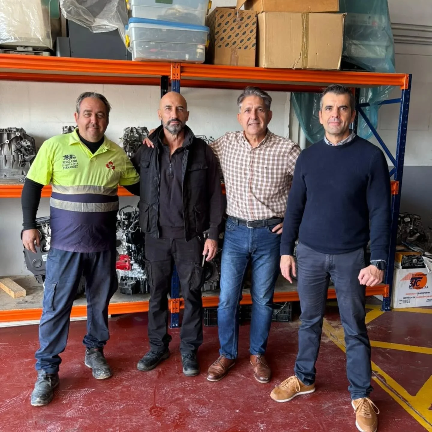 ✨ Nuestro m&aacute;s sincero agradecimiento a Reciclados Claudio J. Hita.
El pasado 14 de noviembre contamos con la colaboraci&oacute;n de Claudio para recoger los materiales donados por Ford Espa&ntilde;a destinados a la formaci&oacute;n de nuestro 