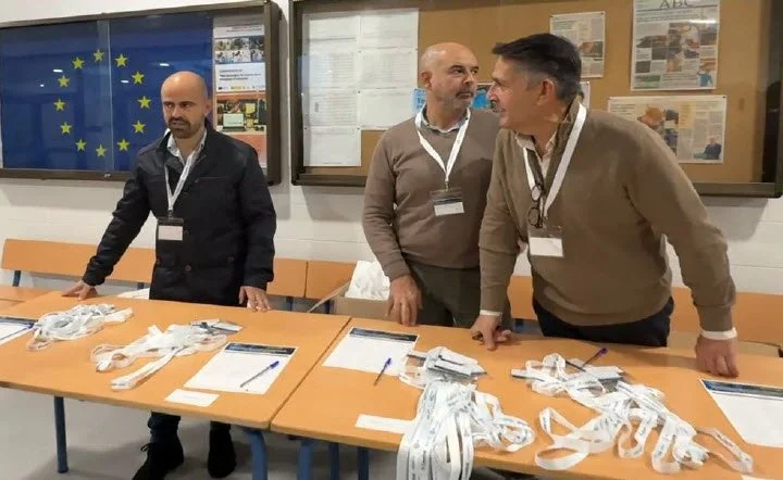 🚗✈️ Así vivimos la jornada “Formación Profesional en el sector del mantenimiento de vehículos”