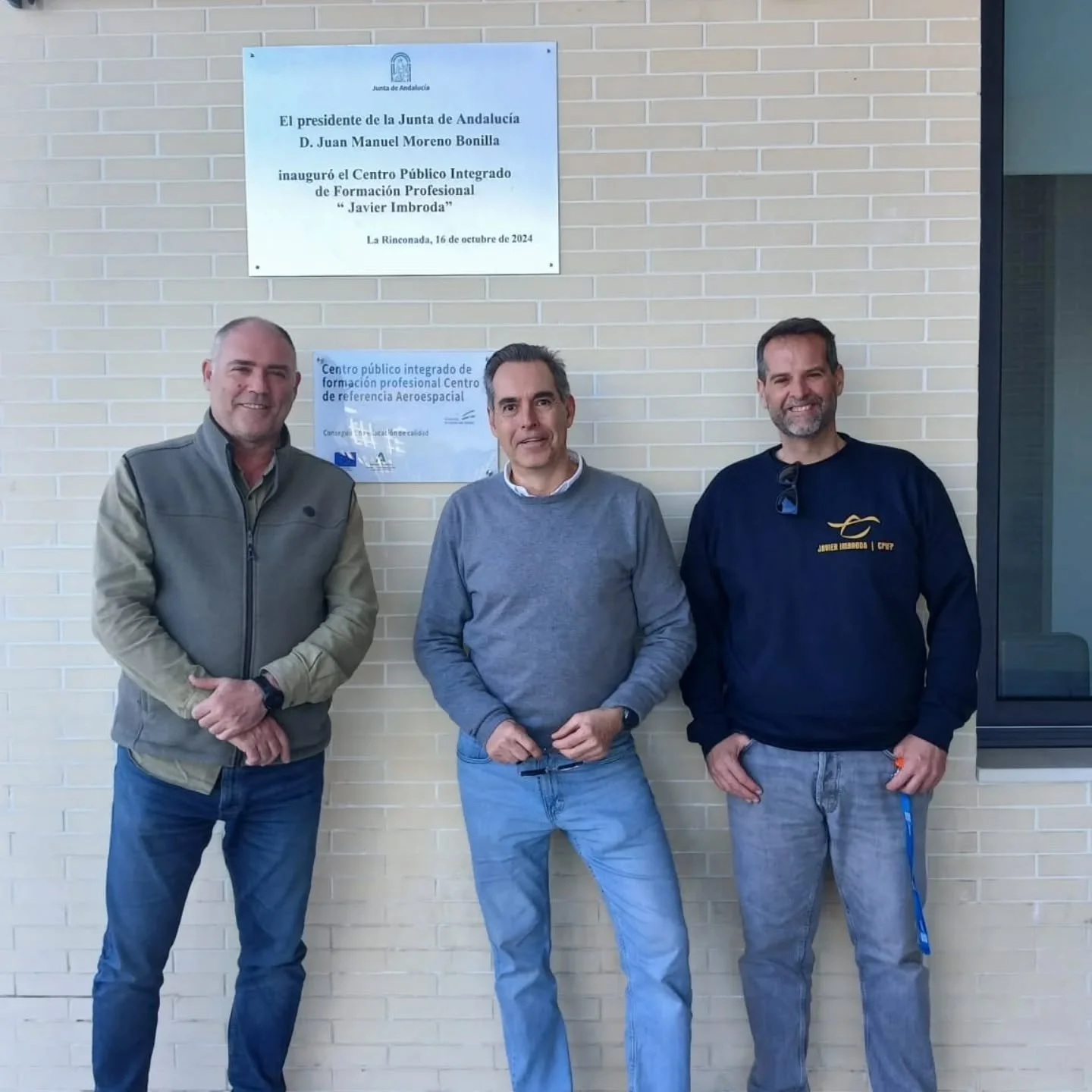 Hoy hemos tenido una jornada muy especial en el CPIFP Javier Imbroda, hemos recibido la visita de Javier Egido, de Sidilab, con quien hemos podido explorar nuestras instalaciones y valorar posibles alianzas para seguir impulsando la innovaci&oacute;n
