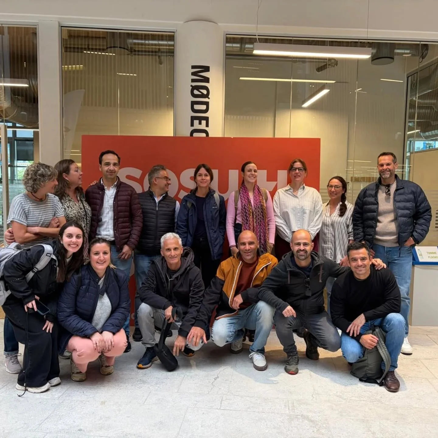 📍 Profesores del CPIFP Javier Imbroda est&aacute;n actualmente inmersos en una movilidad Erasmus en Copenhague, Dinamarca 🇩🇰

Durante esta experiencia, est&aacute;n aprendiendo de primera mano sobre el sistema educativo dan&eacute;s 📚 y mejorando