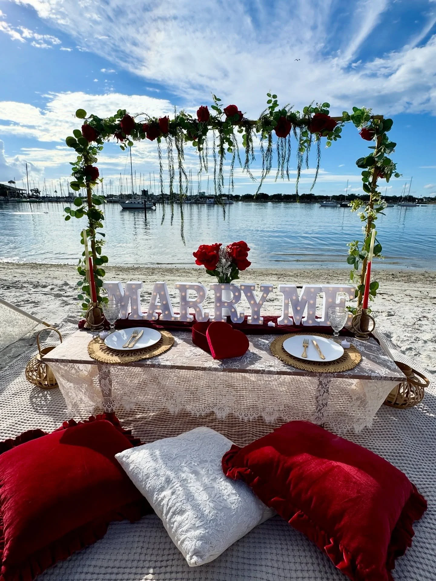 We got to set up our very first proposal picnic last month! And honestly, it still feels surreal. Moments like these are such an honor to be a part of. When someone trusts us to help create the space where they&rsquo;ll ask one of the biggest questio