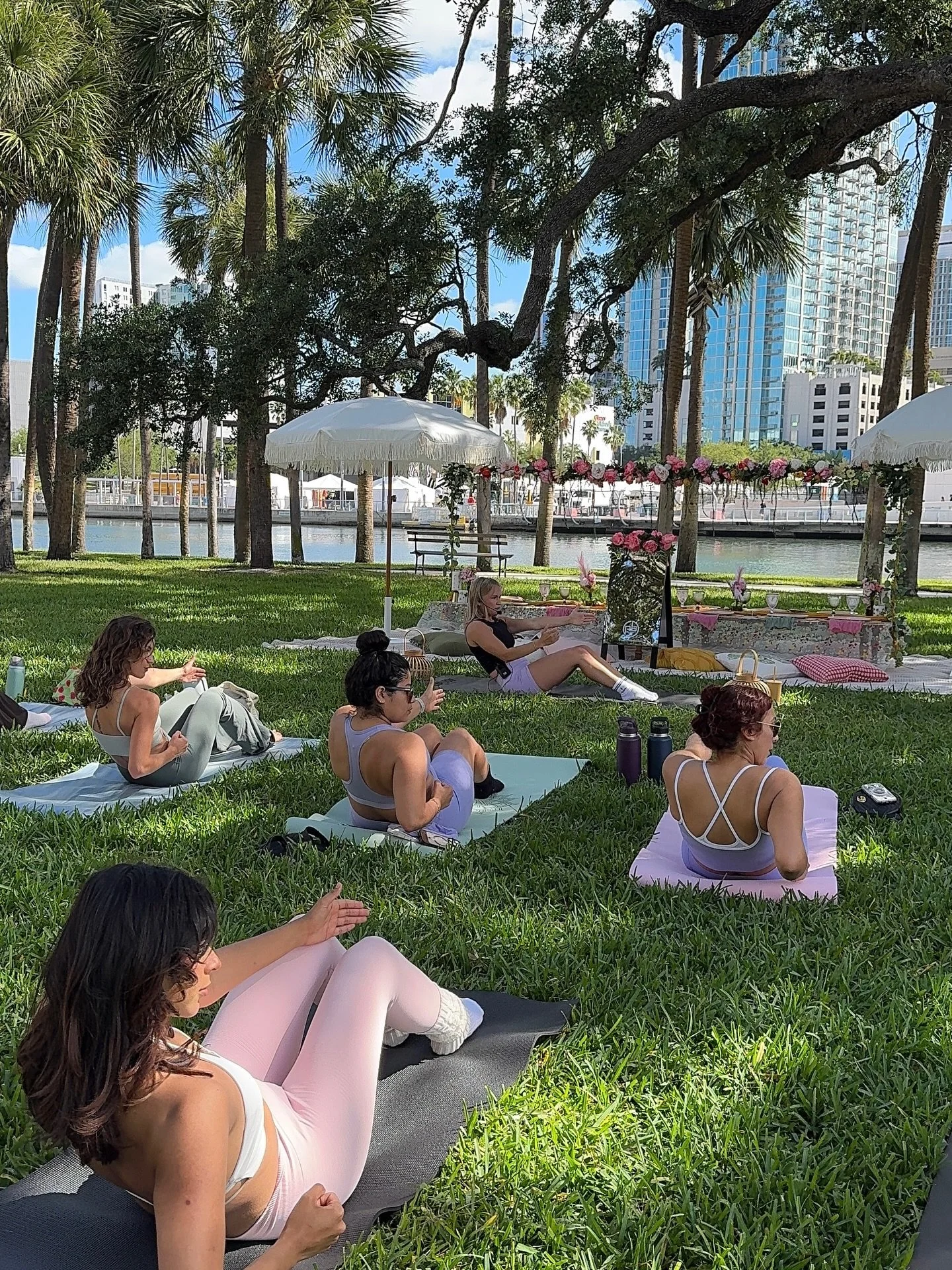 Today was so dreamy 🦋

Thank you to everyone who came out to Pilates &amp; Picnics at Plant Park it was truly such a pleasure creating this experience for you all. From the soft florals to the sunshine and slow moments on the mat, everything felt so