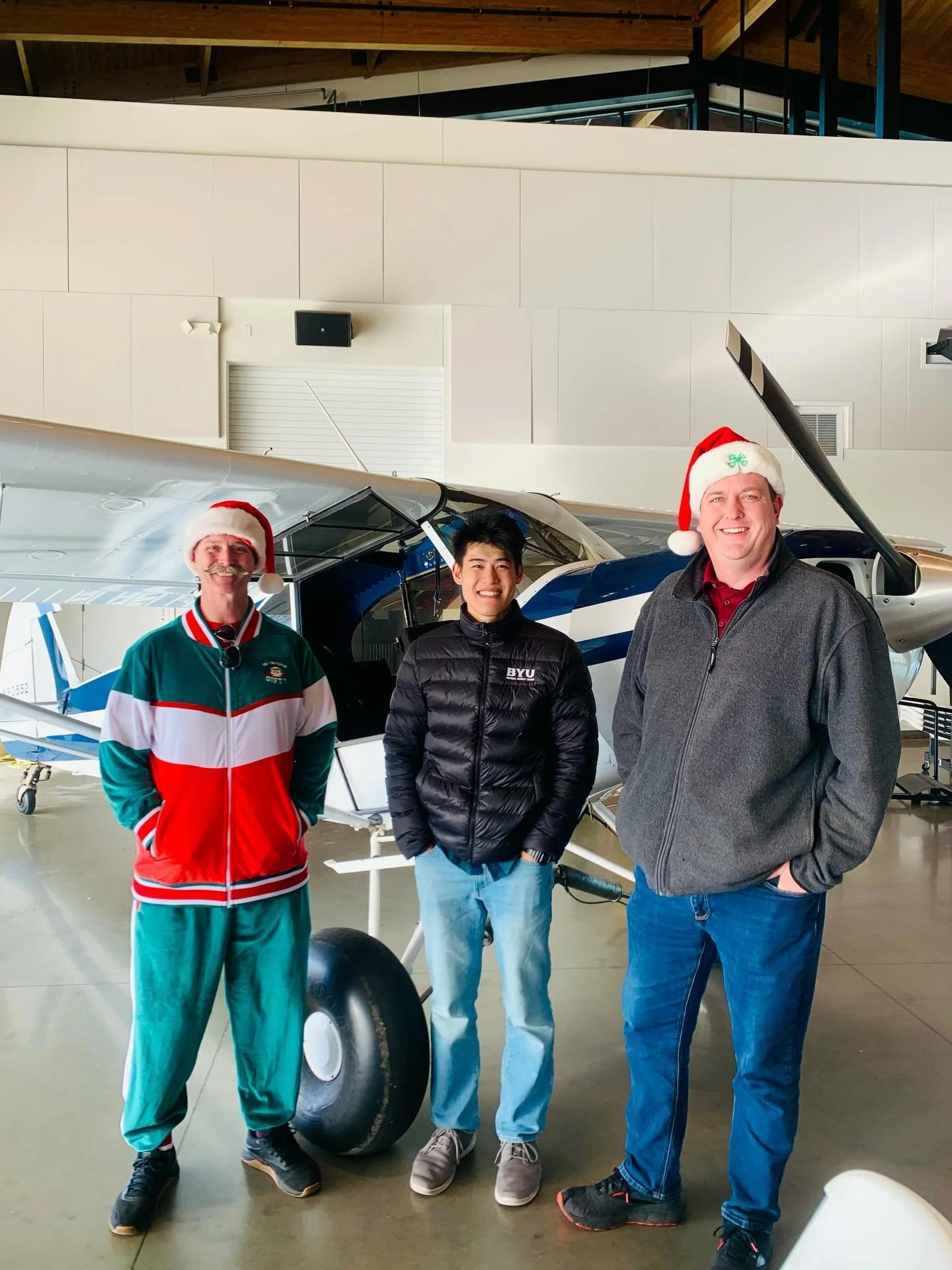 Their is a 100% chance of reindeer games in the Super Cub today! These FLY OZ Club members were spotted Ho Ho Ho-lding short for a festive brunch at Louise Cafe!

#santasquadron #ClausClearedForTakeoff #CubLifeChristmas #FlyingIntoTheHolidays #TisThe