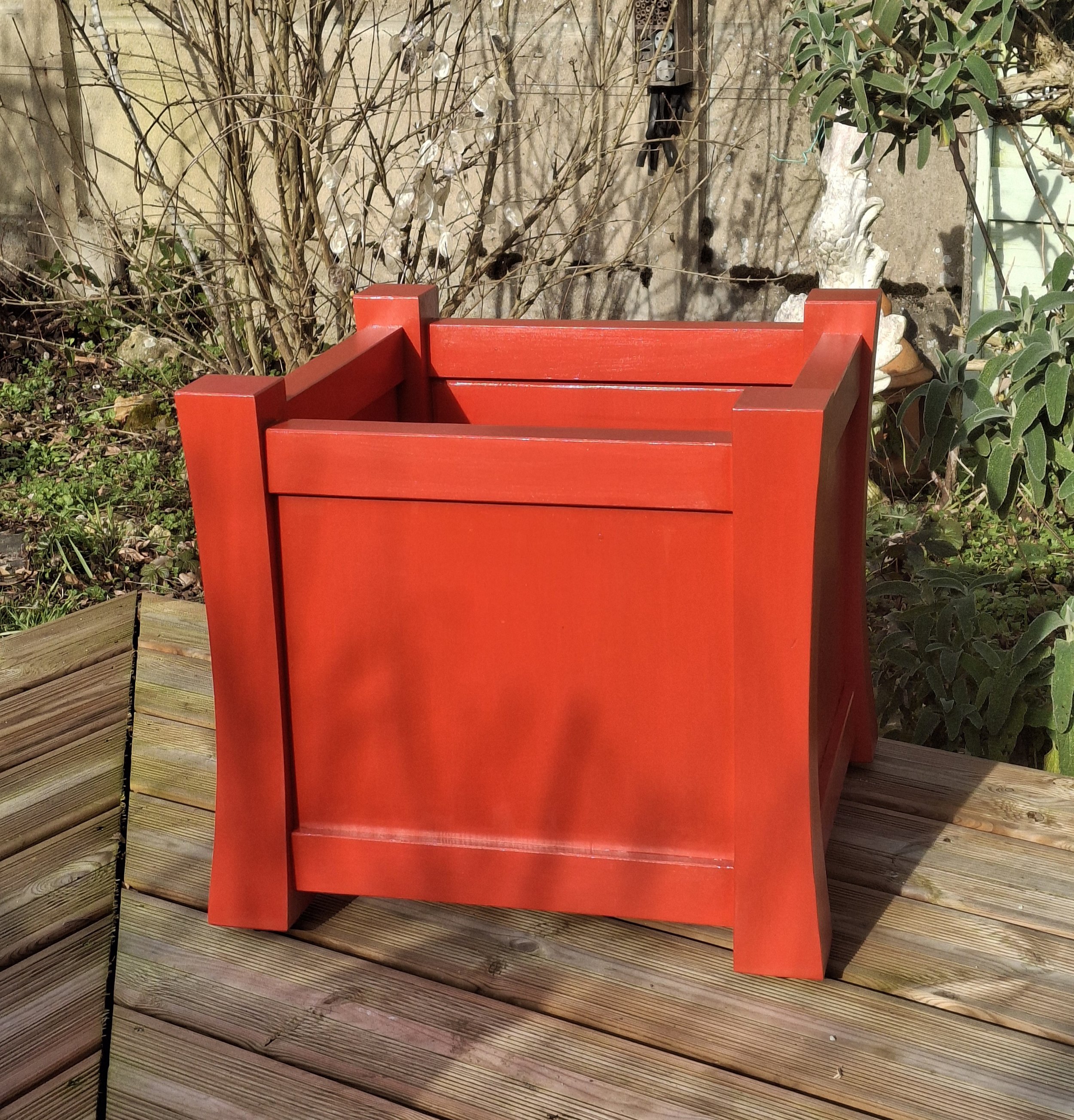 Cache pot carré Douglas peint 
