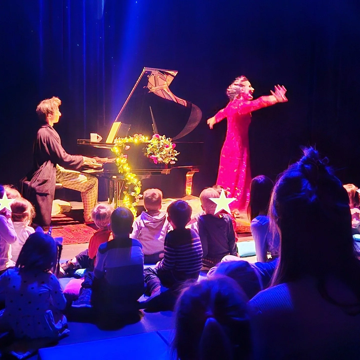 Manche Konzerte sind l&auml;ngst vorbei &ndash; und klingen trotzdem noch lange nach. ✨

Unser inzwischen vergangenes, aber noch immer nachklingendes Kinderkonzert beim #kinderkulturtr&auml;ff im @zeughauskulturbrig Ende Februar.

Was f&uuml;r eine F