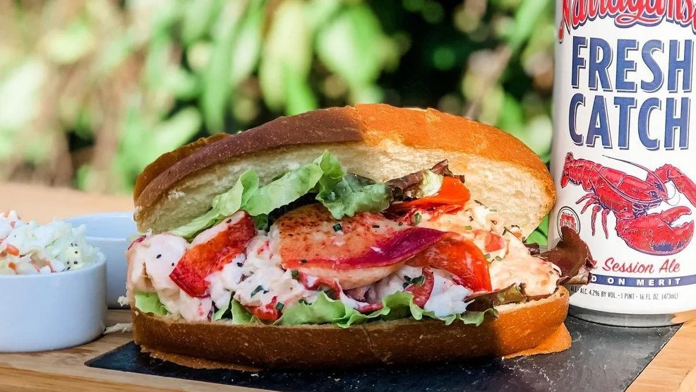 A Favorite Cincinnati Spot for Seafood: Lobsta Bakes of Maine