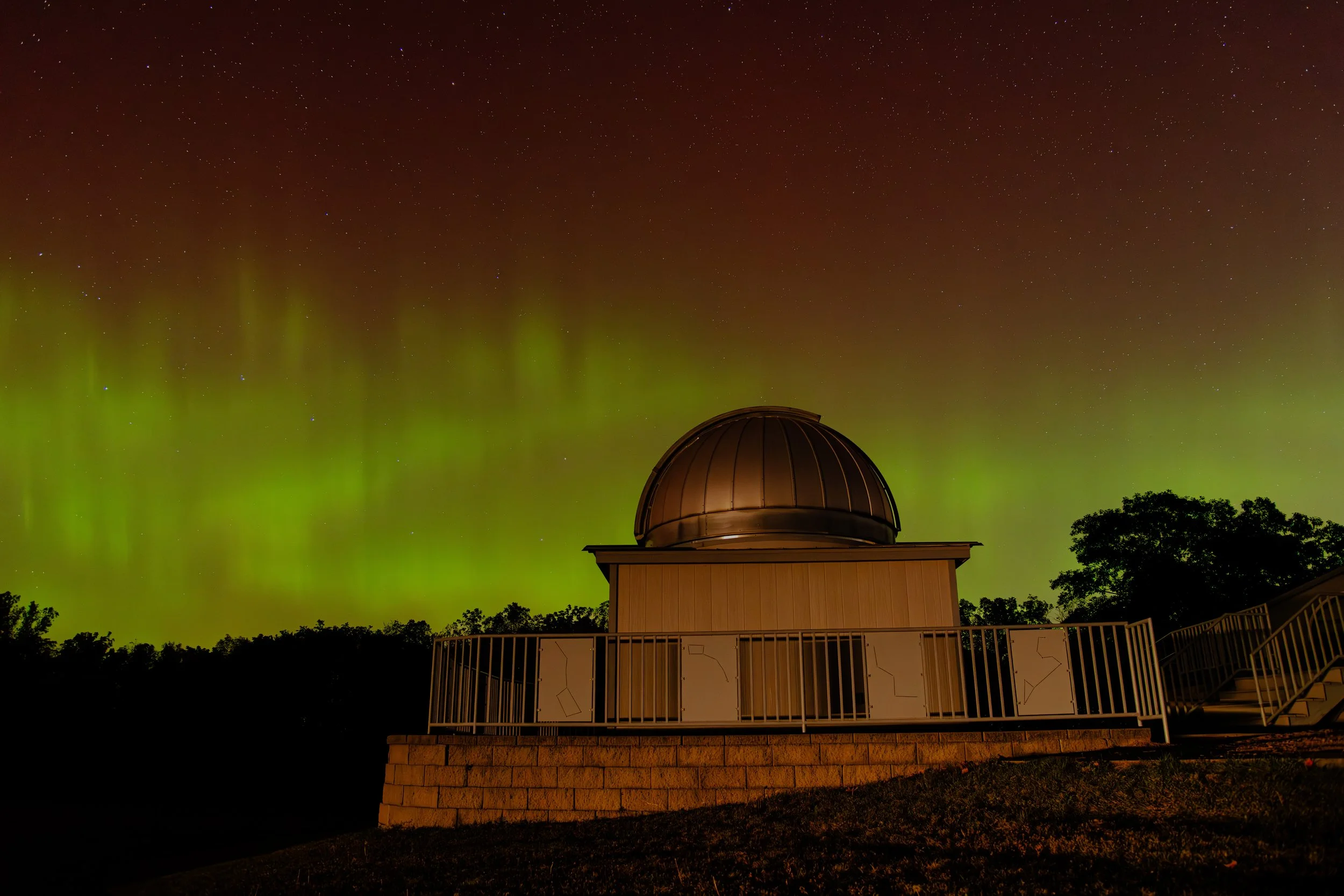 Dome Northern Lights LR PS Composite PS reduced.jpg