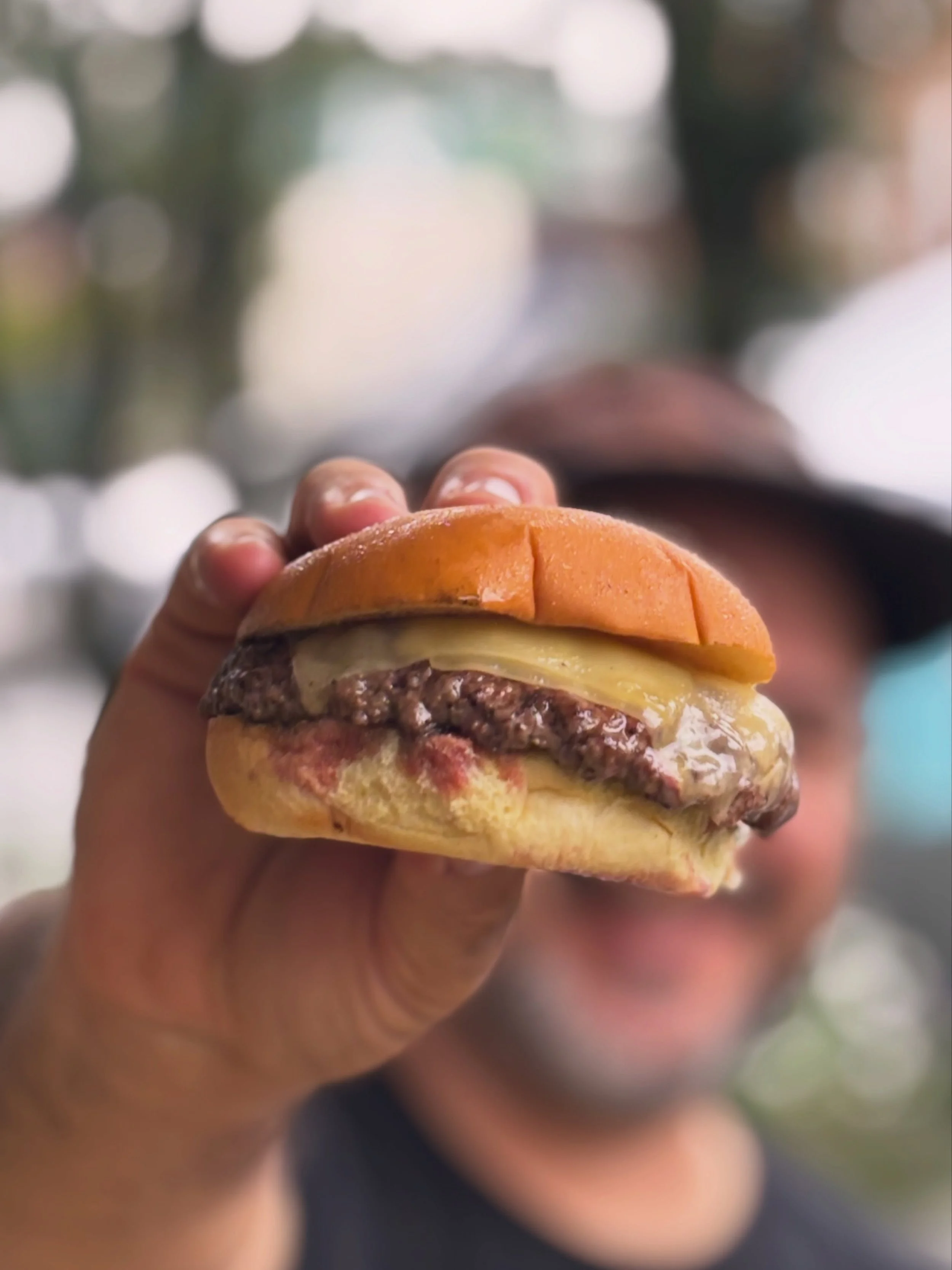 Smashburgers in front of Louie's until 5pm for the Nyack street fair. Pat LaFrieda dry aged beef, compt&eacute; cheese. All killer, no filler. Come and get it.