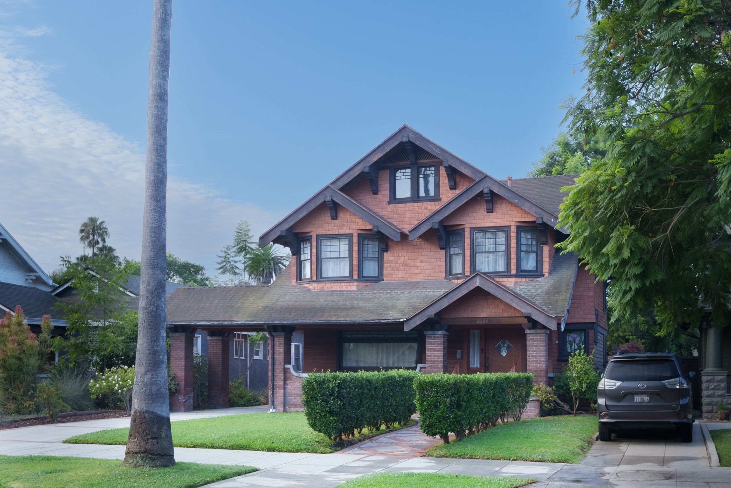 2224 W 20th St-Exterior-2.jpg