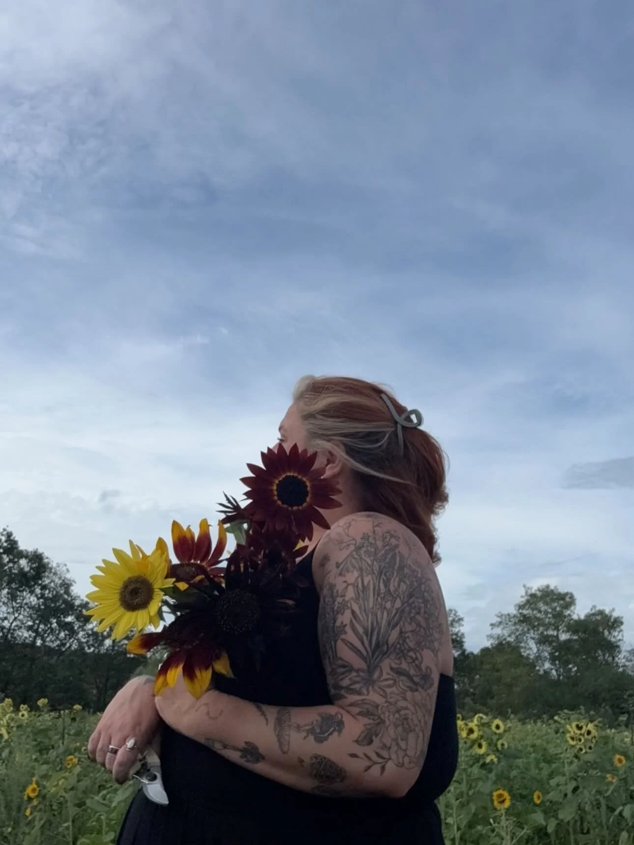 All I can say is - hold onto the joys as they present themselves each day. Things are so bleak, and heavy, and tragic. Find joy, create joy, recognize joy, SHARE JOY. Everything that sucks will still be there, let joy be your resistance.