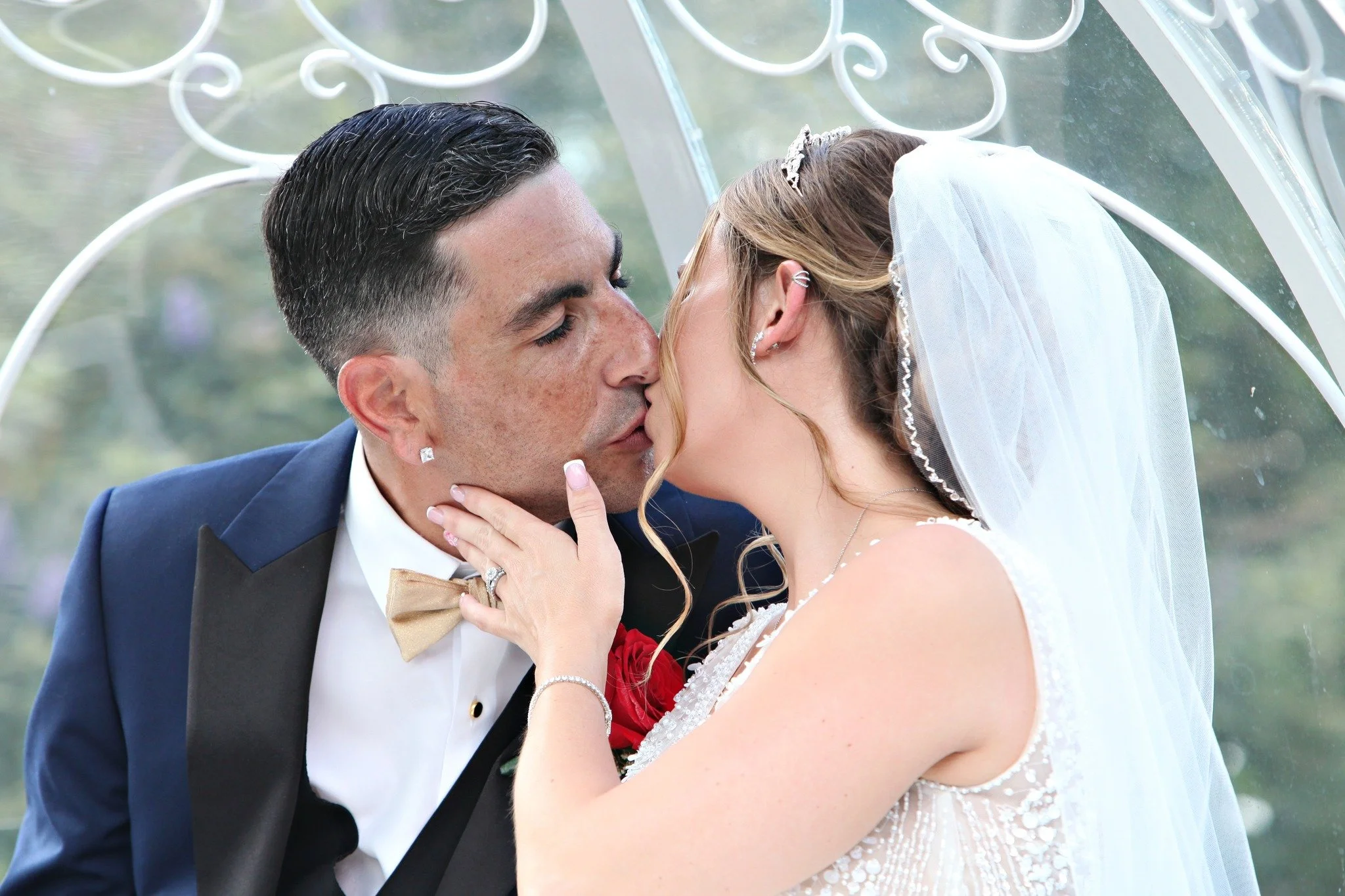 A kiss straight out of a fairy tale. When the clock slows down, love takes center stage.

Photo Love: @reginahymanphoto 

#FairyTalesAndWeddingBells #FTWBbride #PlanWithFTWB  #OrlandoWeddingPlanner #CentralFloridaWeddings #FloridaBrides #OrlandoBride