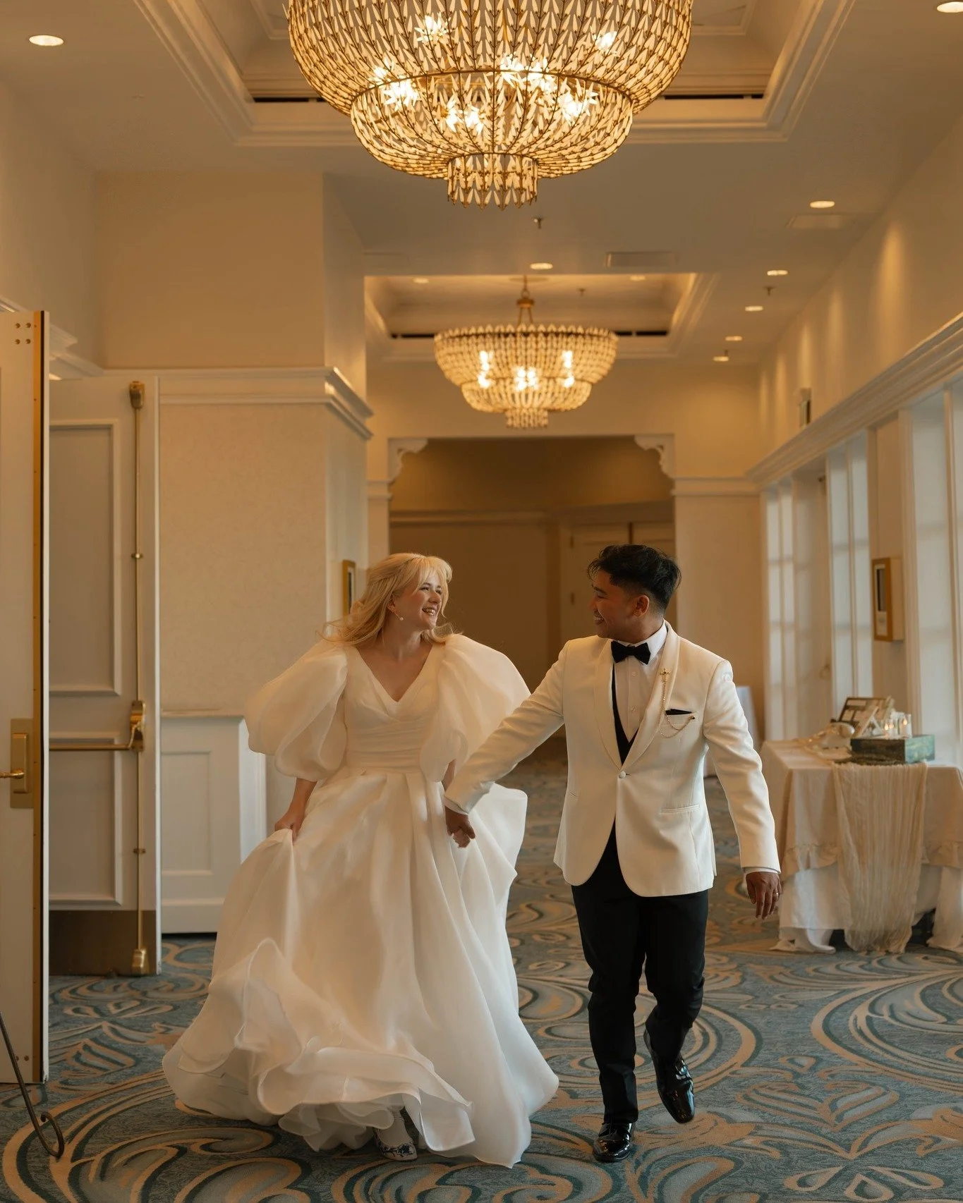 ✨ FIRST BRIDE TO FIND US WINS ✨

We&rsquo;re giving away a luxury bridal swag bag to the first person who finds us at Booth #431 at the Florida Bridal &amp; Wedding Expo 💍

Details can be found @acsbridalexpo 

So if you&rsquo;re coming&hellip;
👀 K