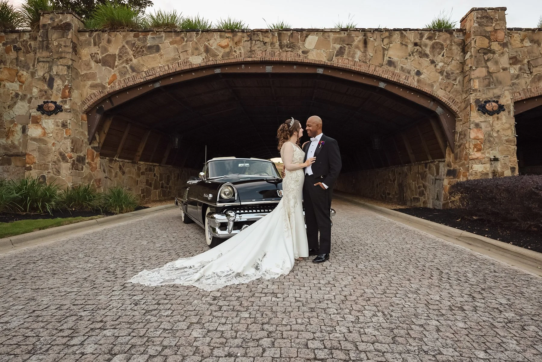 It&rsquo;s no flying carpet&hellip;but we think it&rsquo;ll do! This couple&rsquo;s Aladdin-Inspired wedding was full of magic, and this vintage car moment was a perfect finishing touch!

And let&rsquo;s talk about that getaway&hellip; because your w