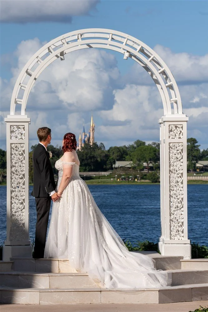 fairy-tales-and-wedding-bells-haunted-mansion-wedding2045561025 - 0600.jpg