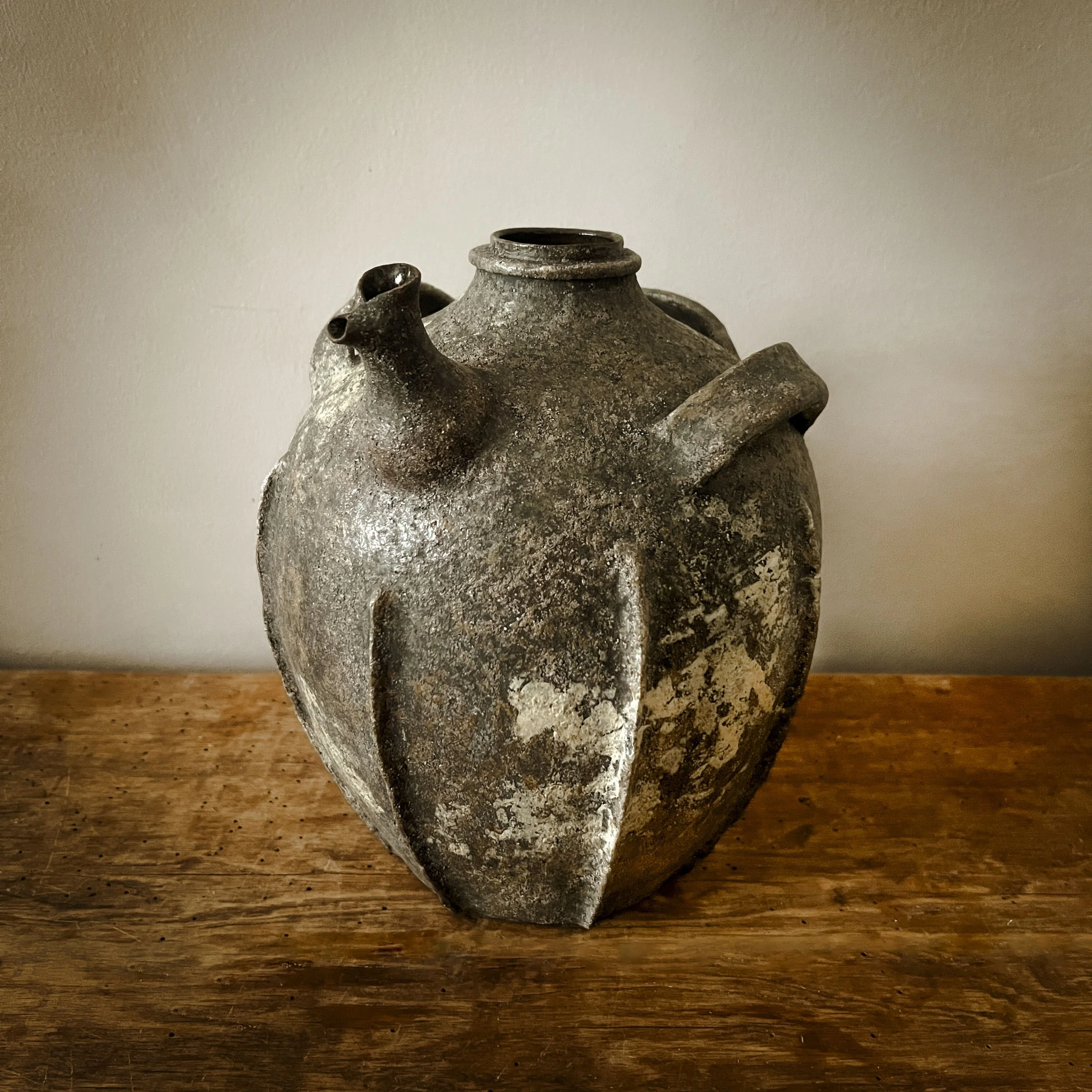 Tideworn Jug