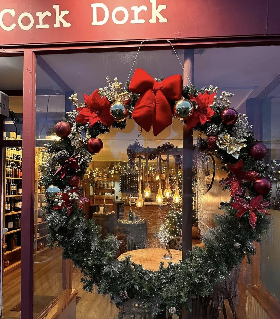 wreath-making-and-wine-rayleigh-essex.jpg
