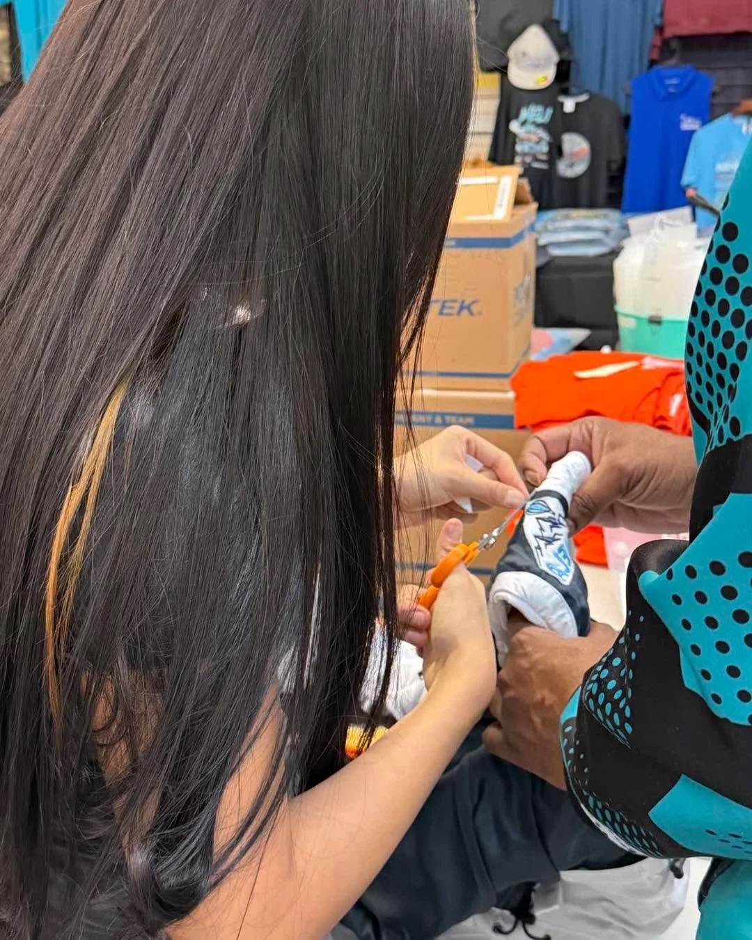 &ldquo;Can you just print some shirts?&rdquo;

If only it was that simple.

Designing. Cutting. Pressing. Packing.
Fixing the tiny details nobody else notices.
Making sure every piece actually represents your brand the right way.

This isn&rsquo;t ju