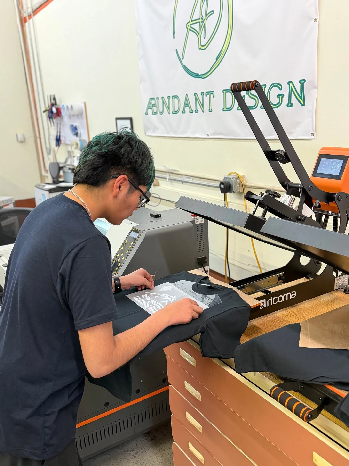 Uniforms, memorials, milestones, and more!  We print it all! 🙌

No matter the occasion, your custom apparel should tell your story perfectly. We specialize in bringing communities, schools, teams, and families together through high-quality custom pr