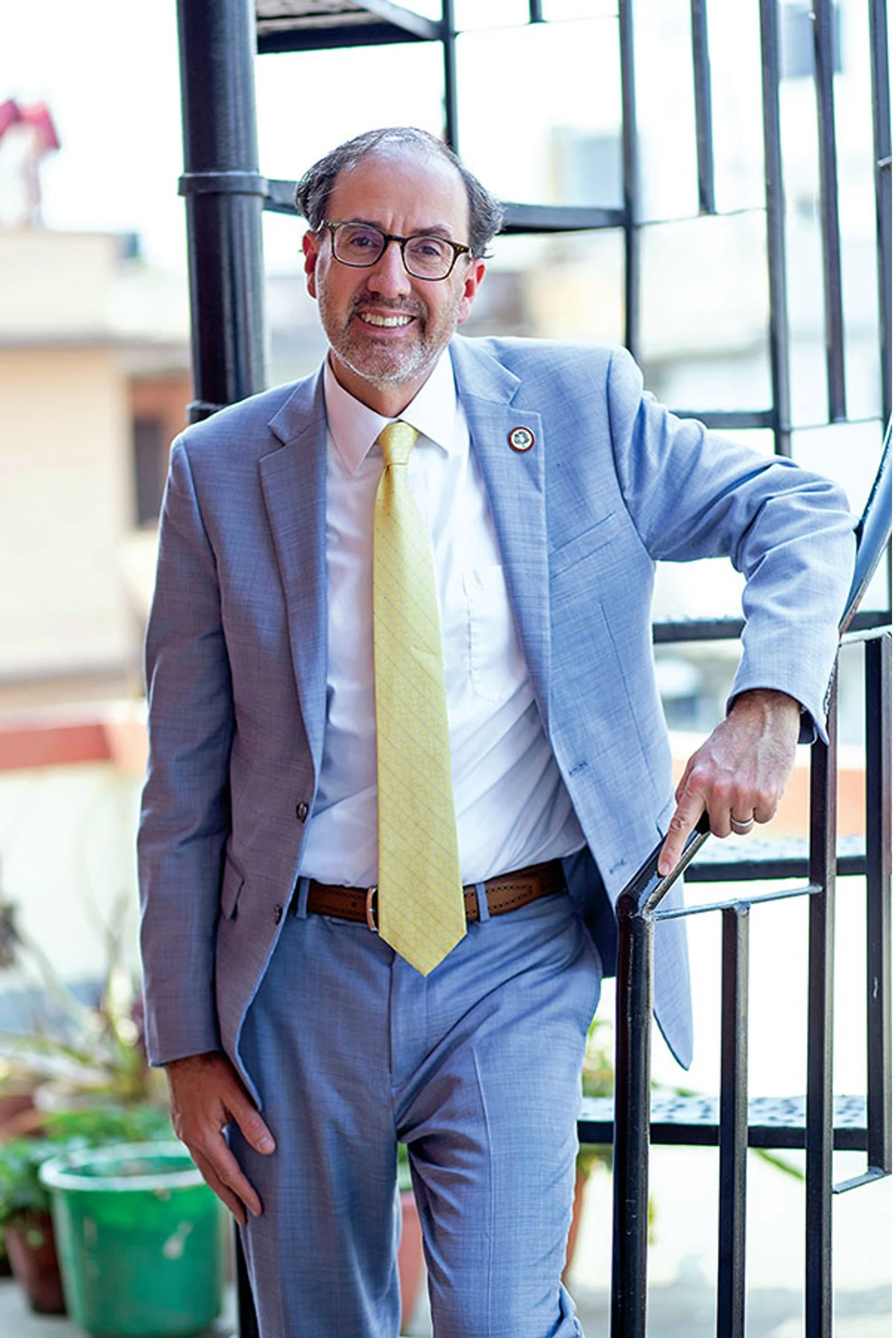 Robert Alt standing