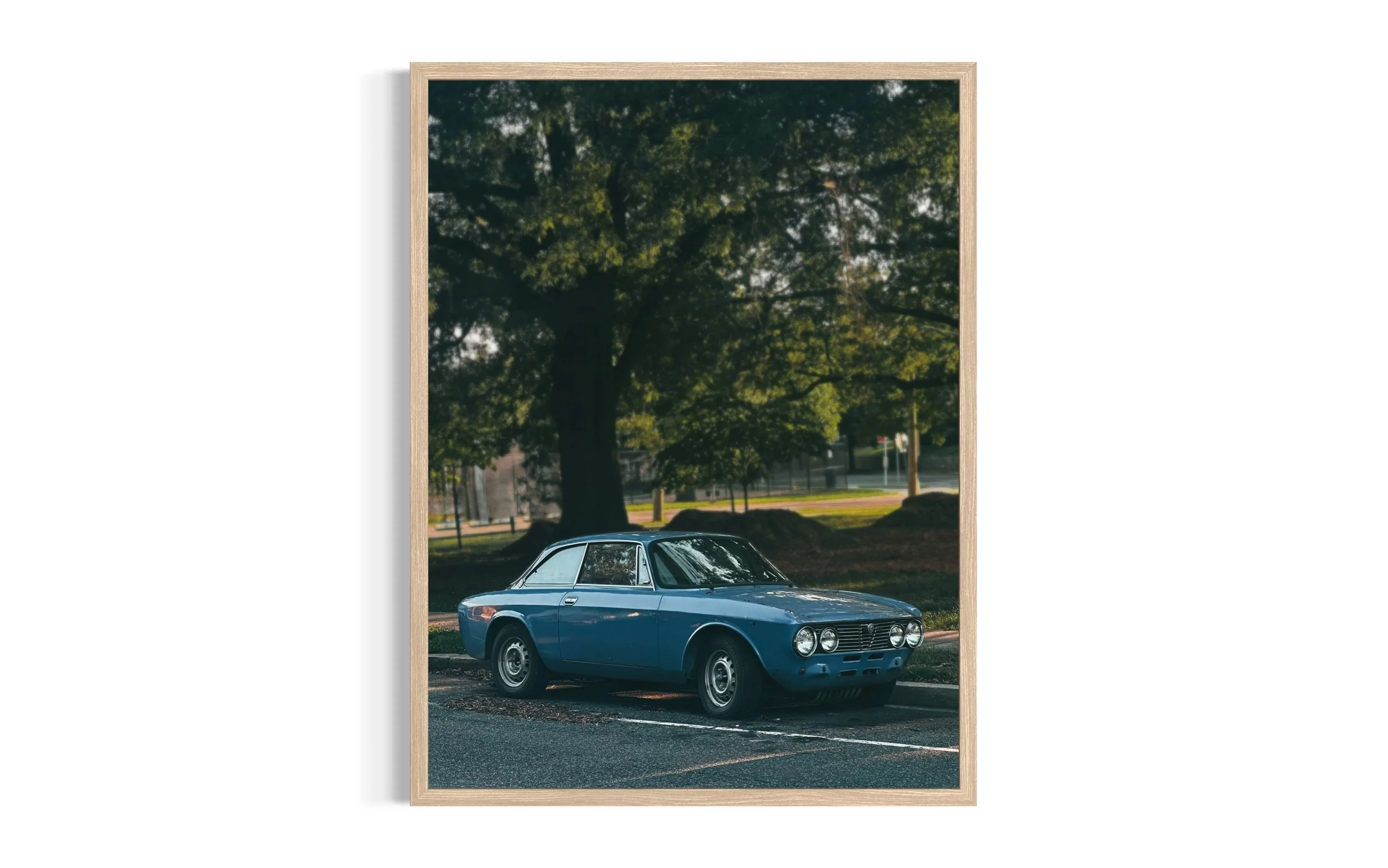 Classic Line_Romeo_Maple Frame_web.jpg
