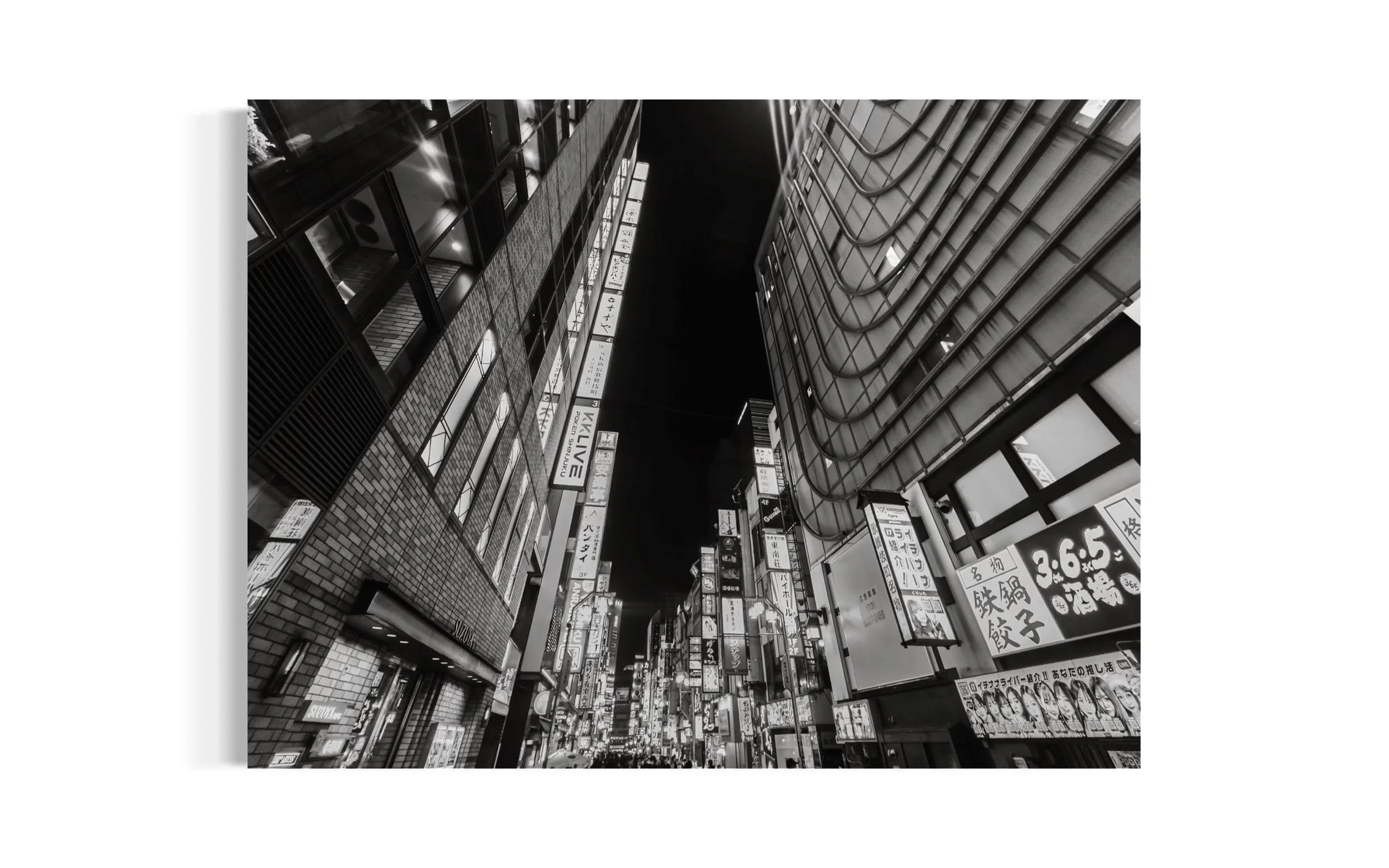 Big in Japan I No Frame_web.jpg