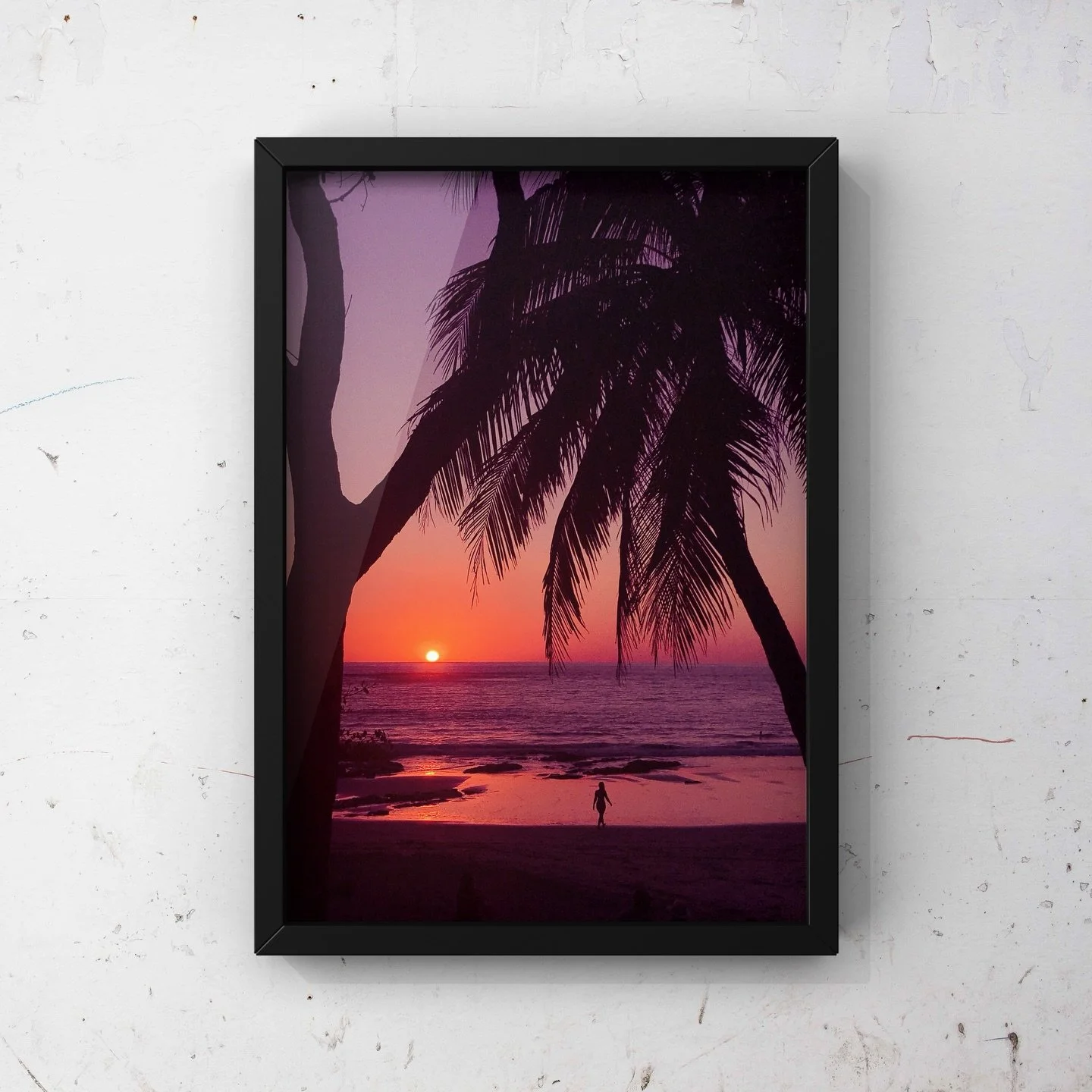 Sunset Dream - Costa Rica is part of the sunset series, focusing on light and horizon, this series captures sunsets in diverse landscapes. This is proof that nature understands color theory better than we ever could.

#SunsetArt #SunsetPhotography #F