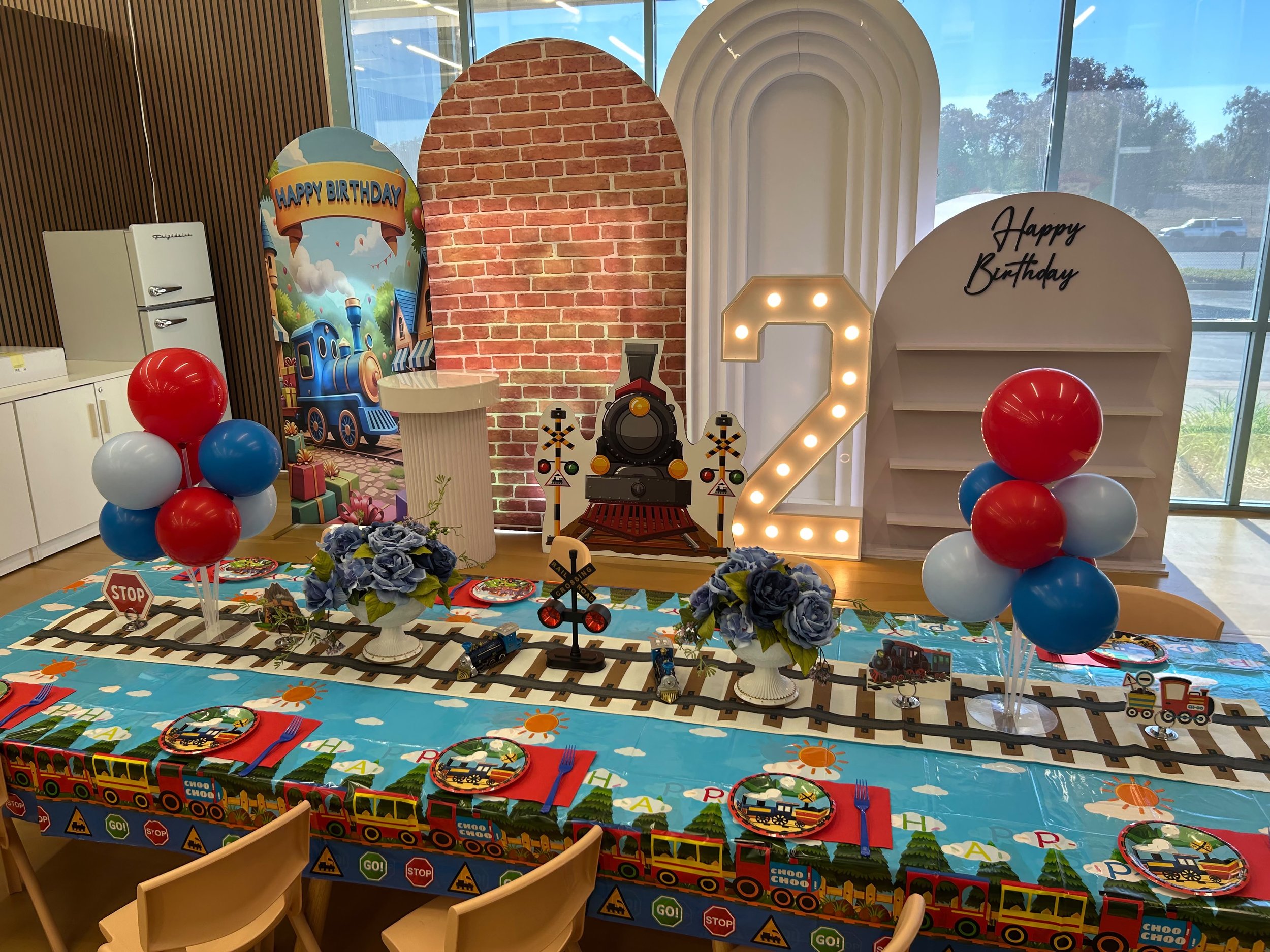 Train- Primary Colors Classic party setup at Enchanted Rocklin