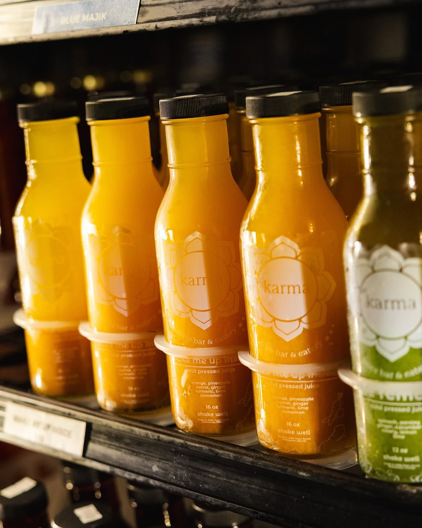 Sunday fun day! Our cold press juices are buy one get one FREE today at our 4th St location in St Pete. 🤗